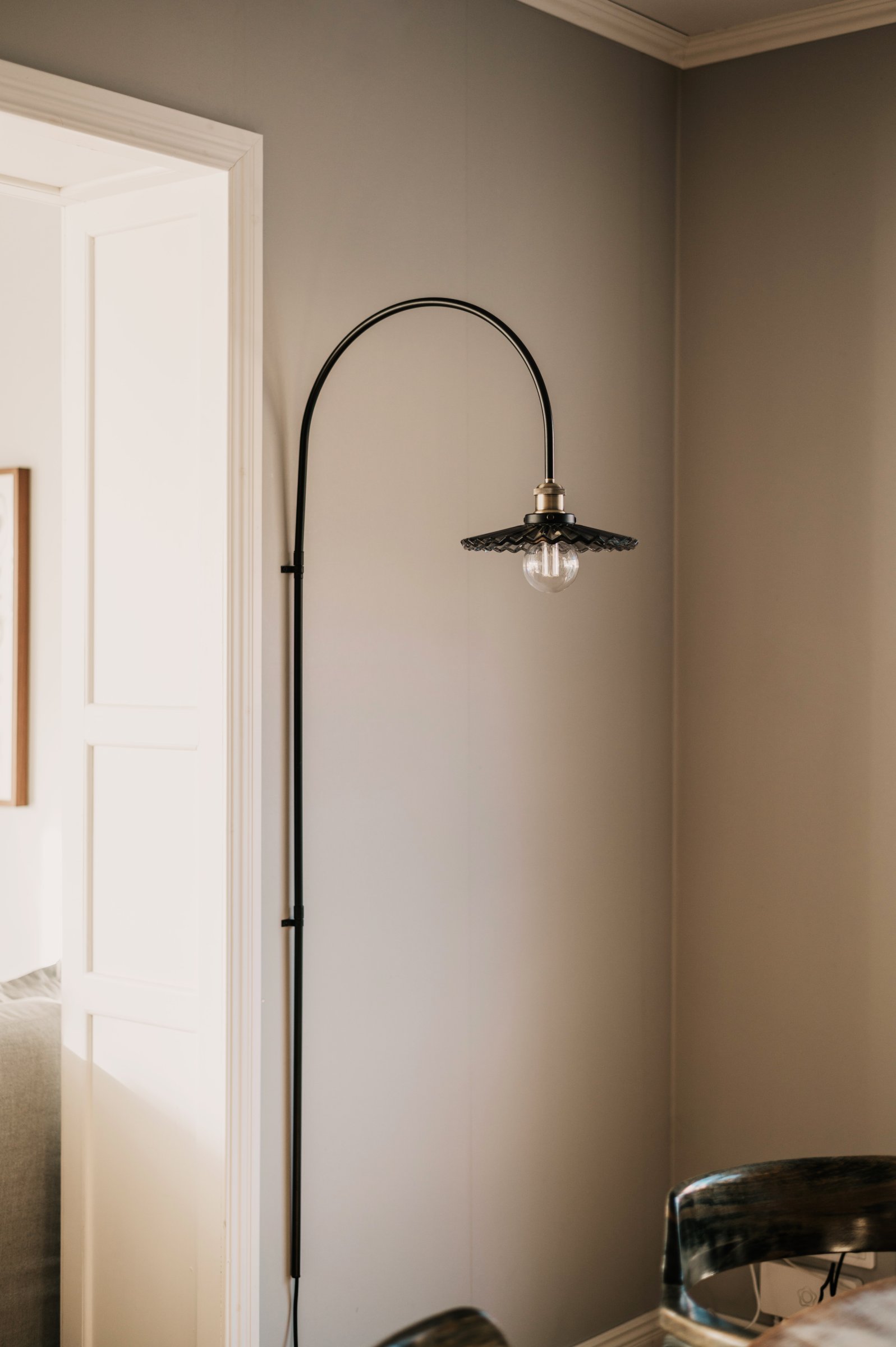 Globen Lighting Cobbler Vegglampe Røyk 150cm