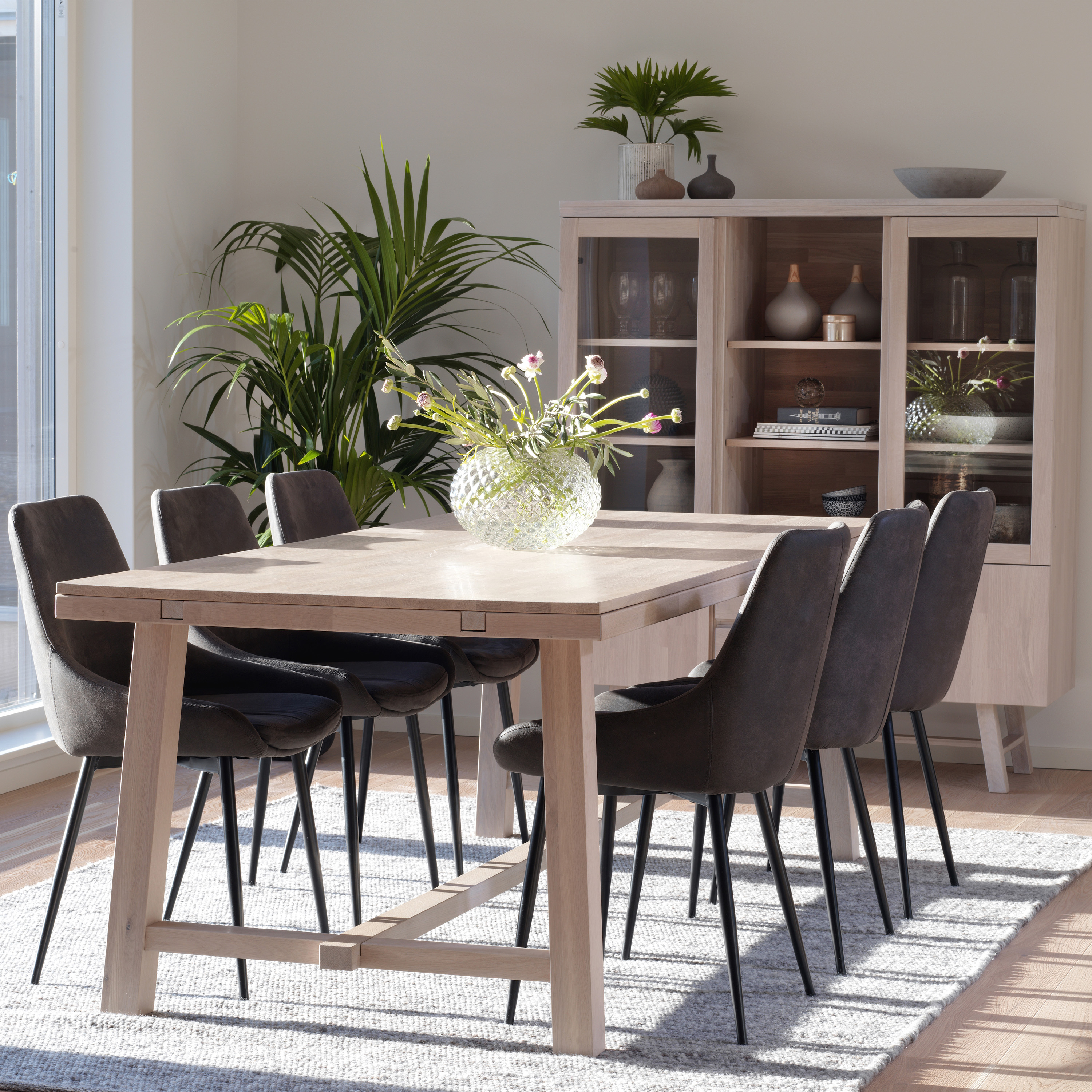 Rowico Home Brooklyn Matbord Vitpigmenterad Ek 220cm