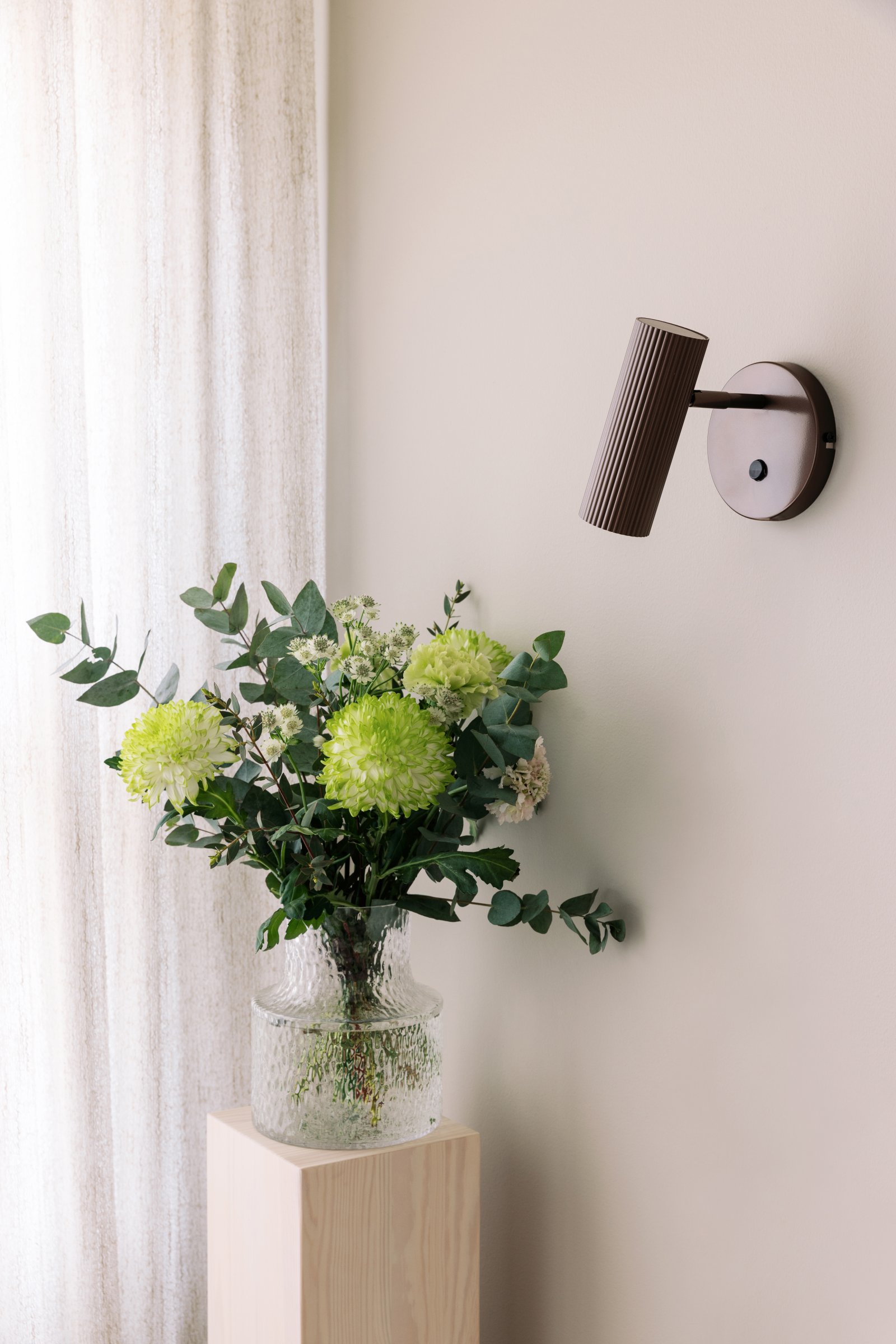 Globen Lighting Hubble Wandlampe Bronze