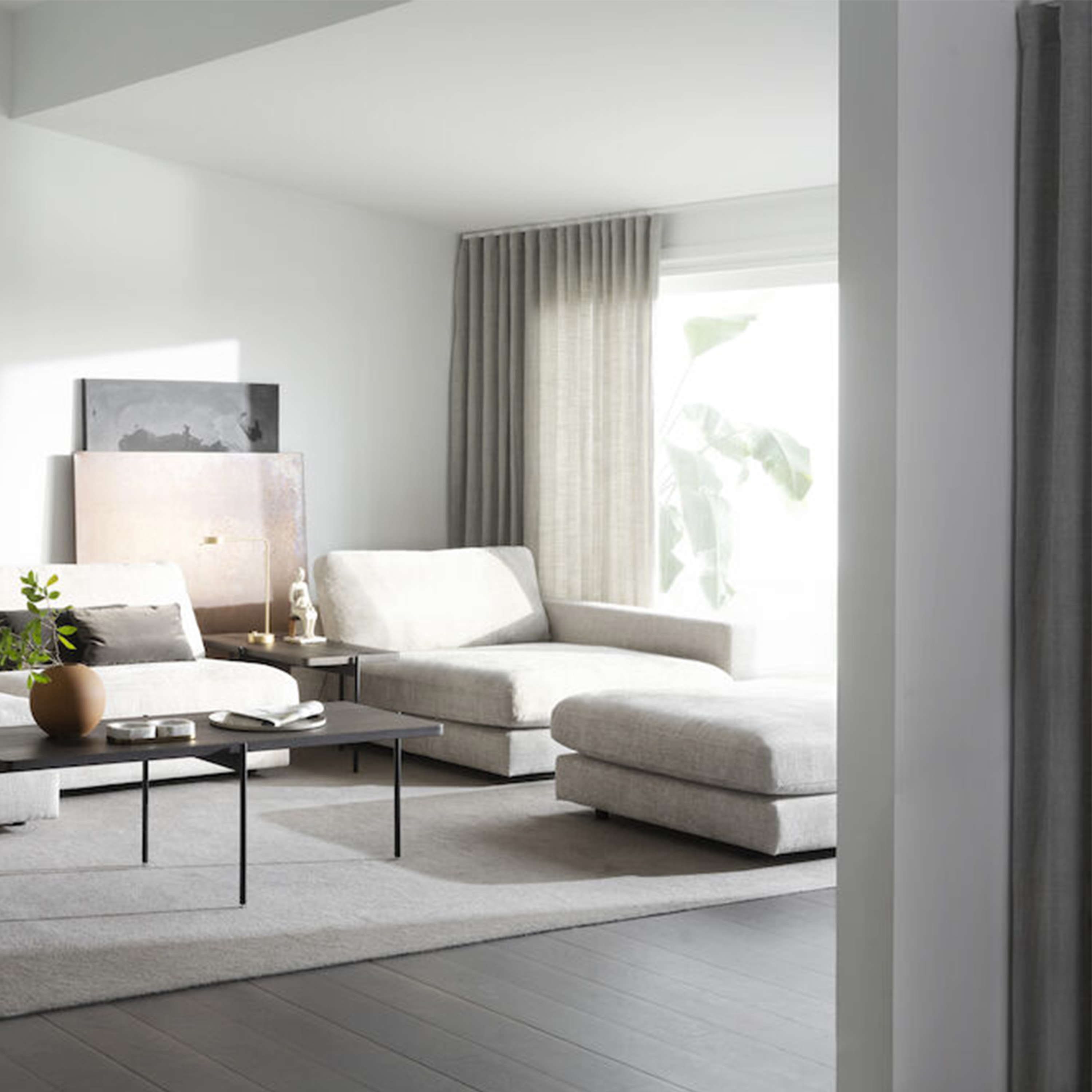 Rowico Home Duncan Fotpall Ljusgrå