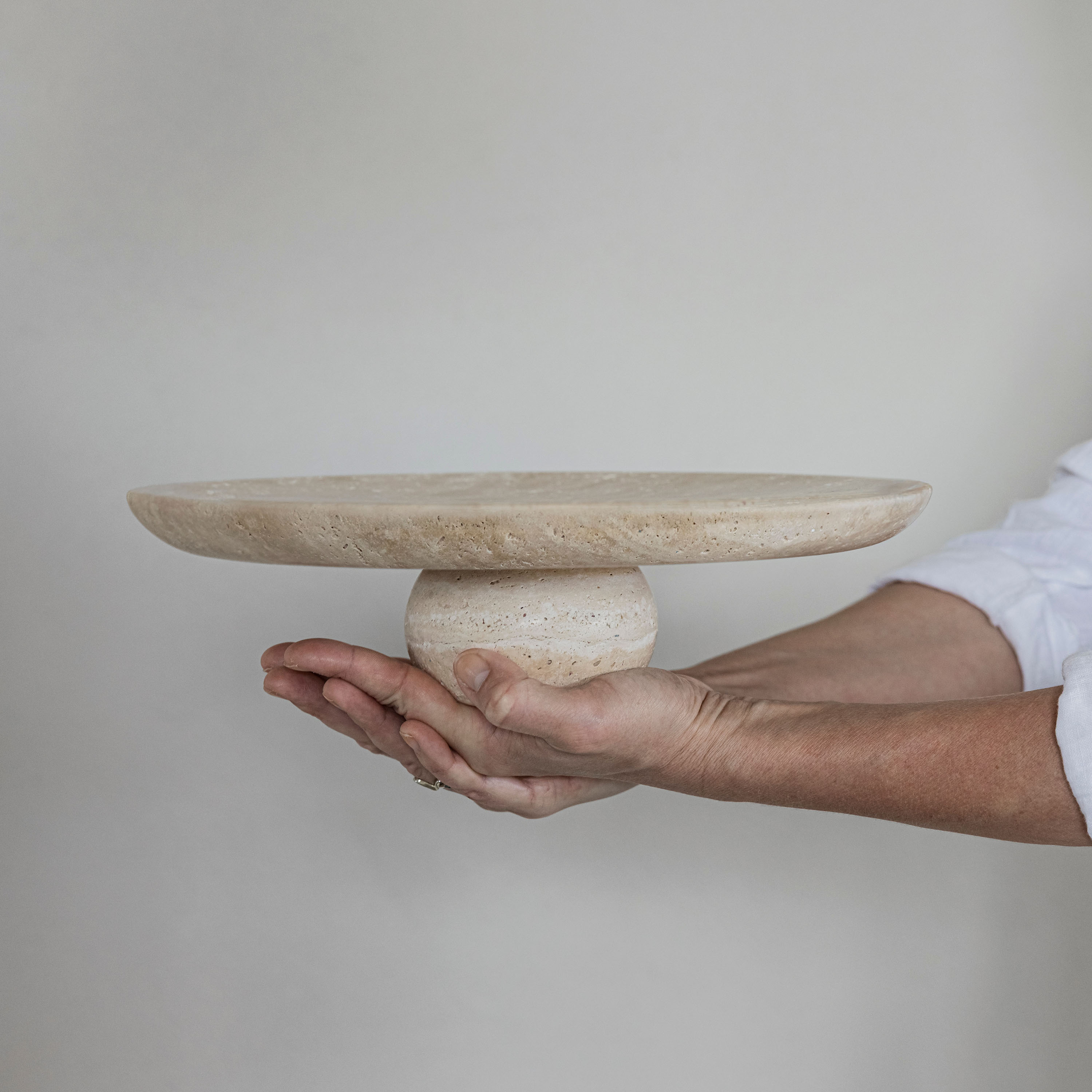 Mette Ditmer Travertine Sockel Linen Ø32