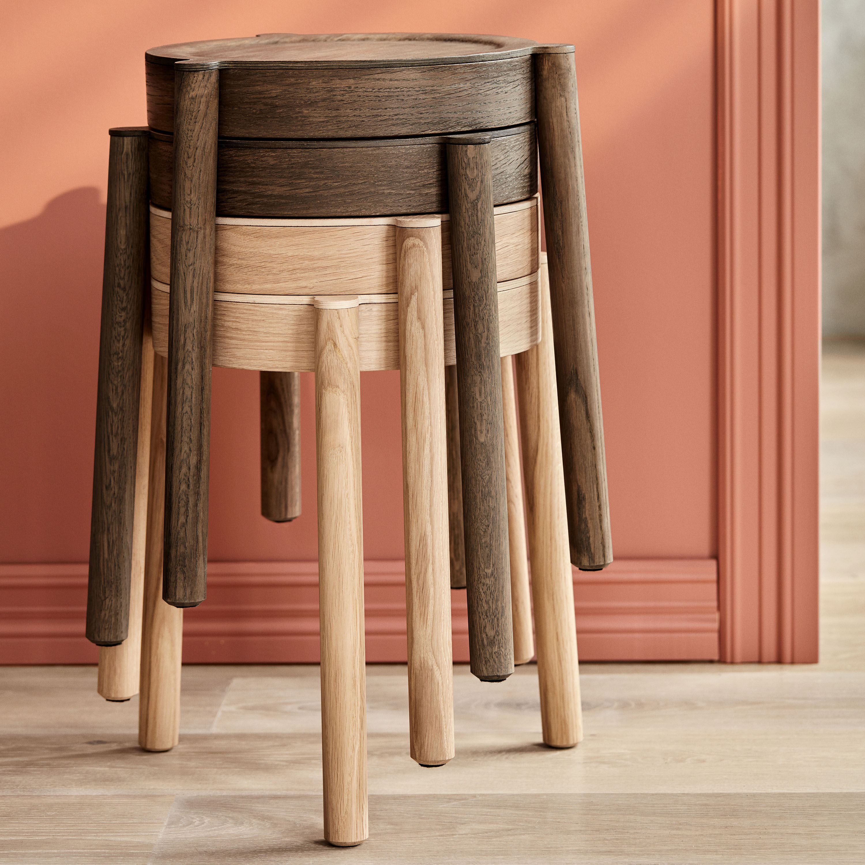 Northern Pal Hocker Light Oiled Oak/Light Mesh