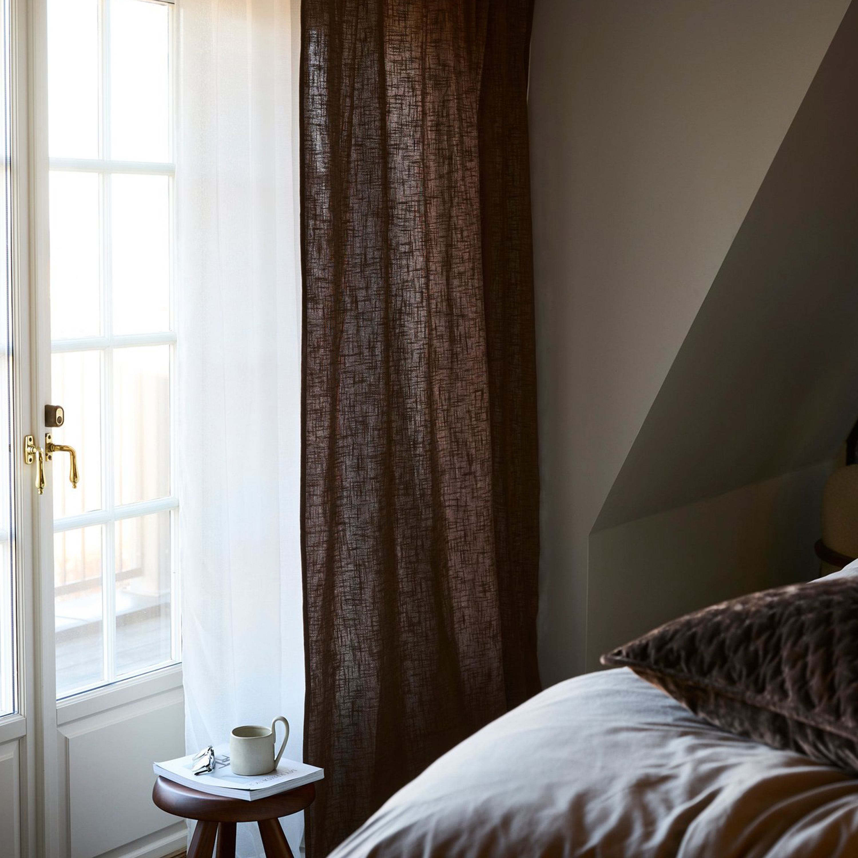 Svanefors Harper Gardinlengd Nougat 140x280 2-pak