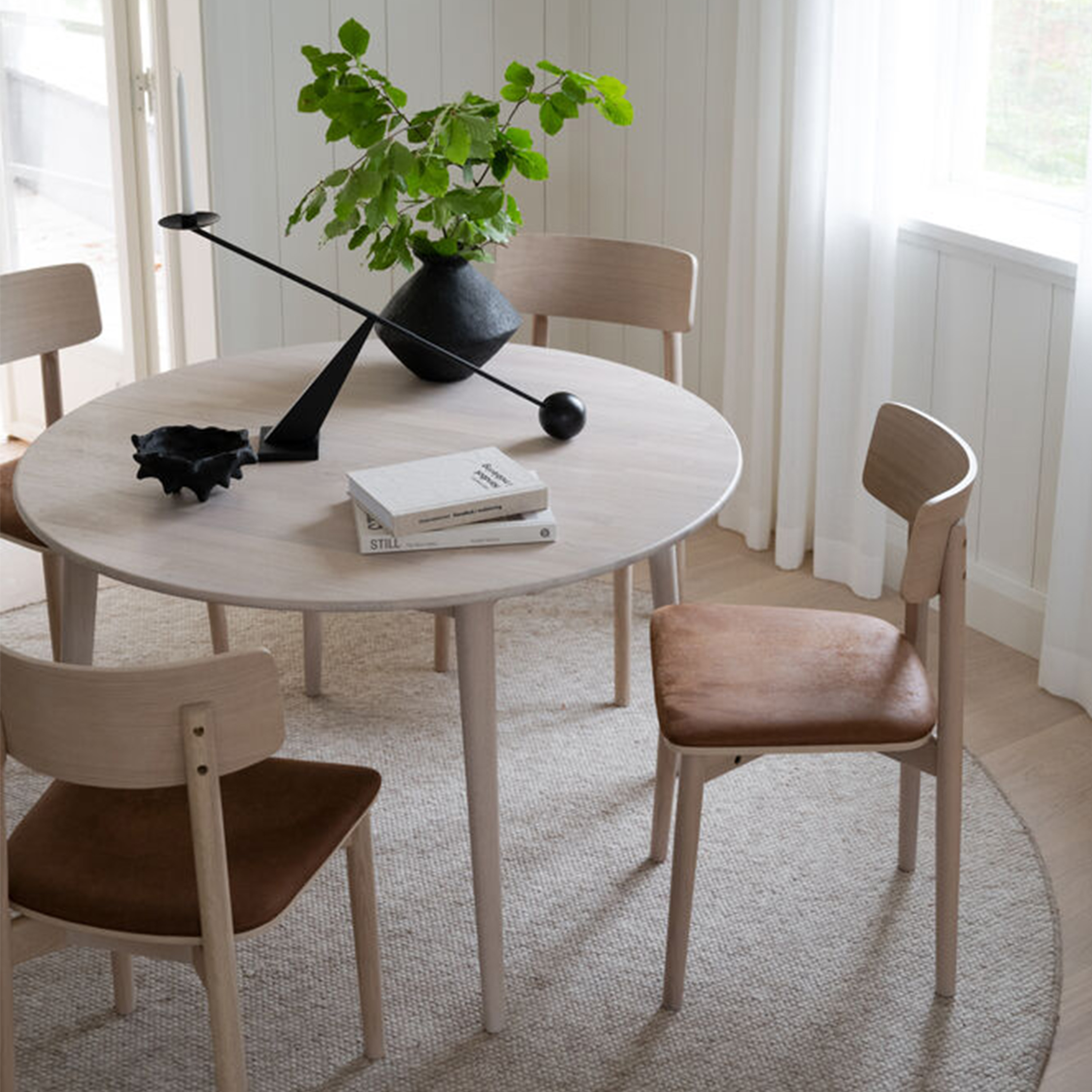 Rowico Home Wolcott Matstol Vitpigmenterad/Läder