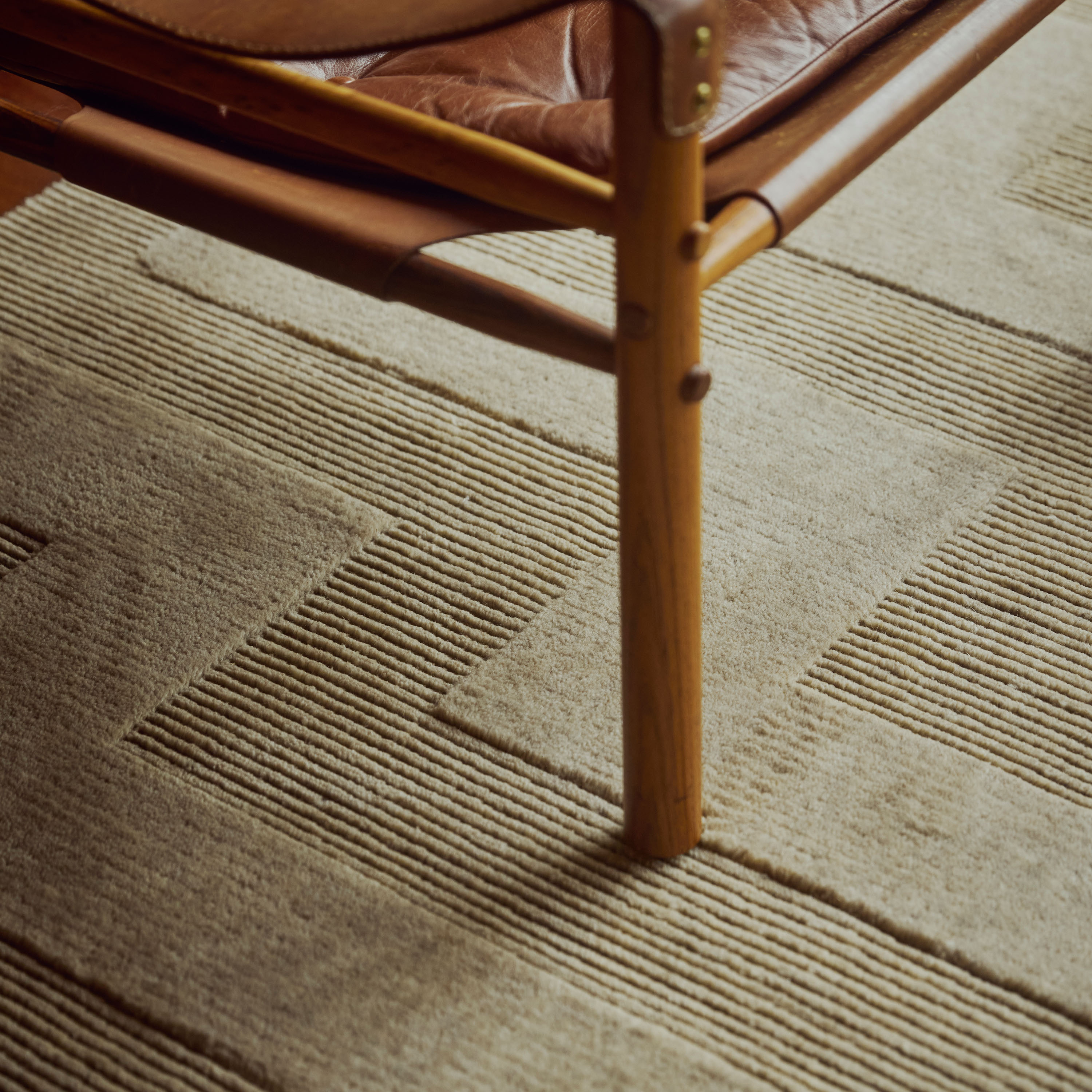 Tinted Valmont Ullmatta Beige Melange 250x350