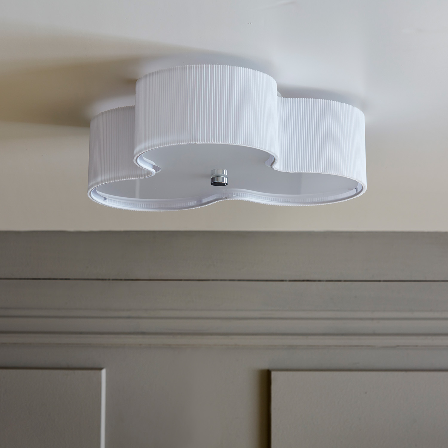 CO Bankeryd Kolme Taklampe Hvit Tekstil 70cm