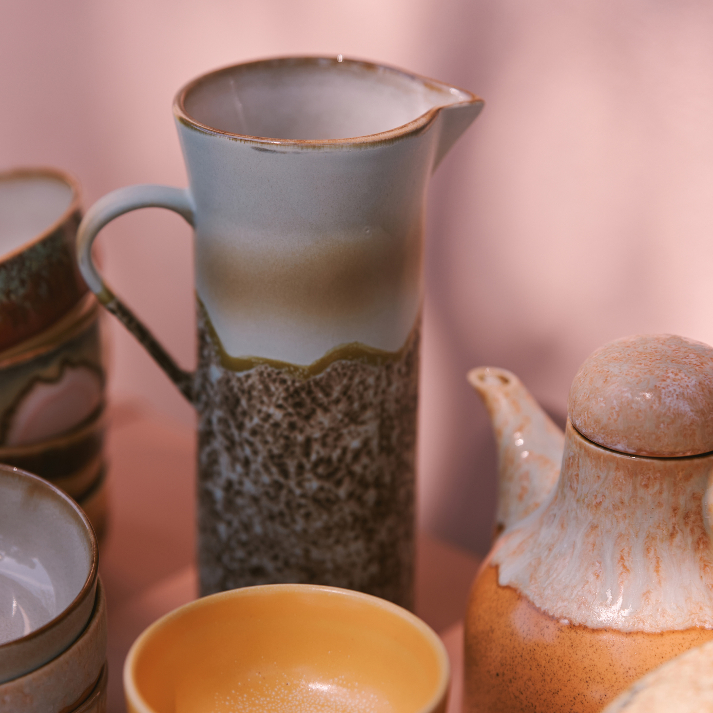 HKliving 70s Ceramics Kanne Shell 120cl