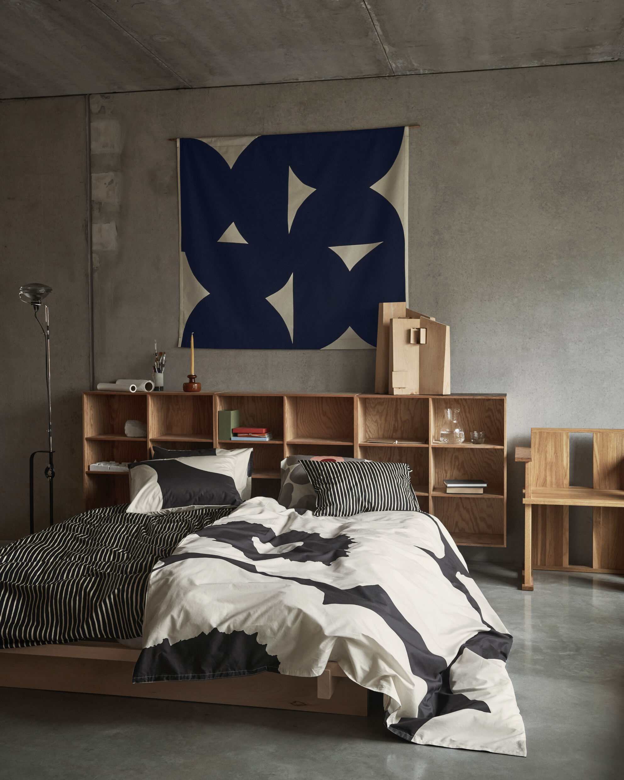 Marimekko Iso Unikko Tyynyliina Offwhite/Hiili 50x60