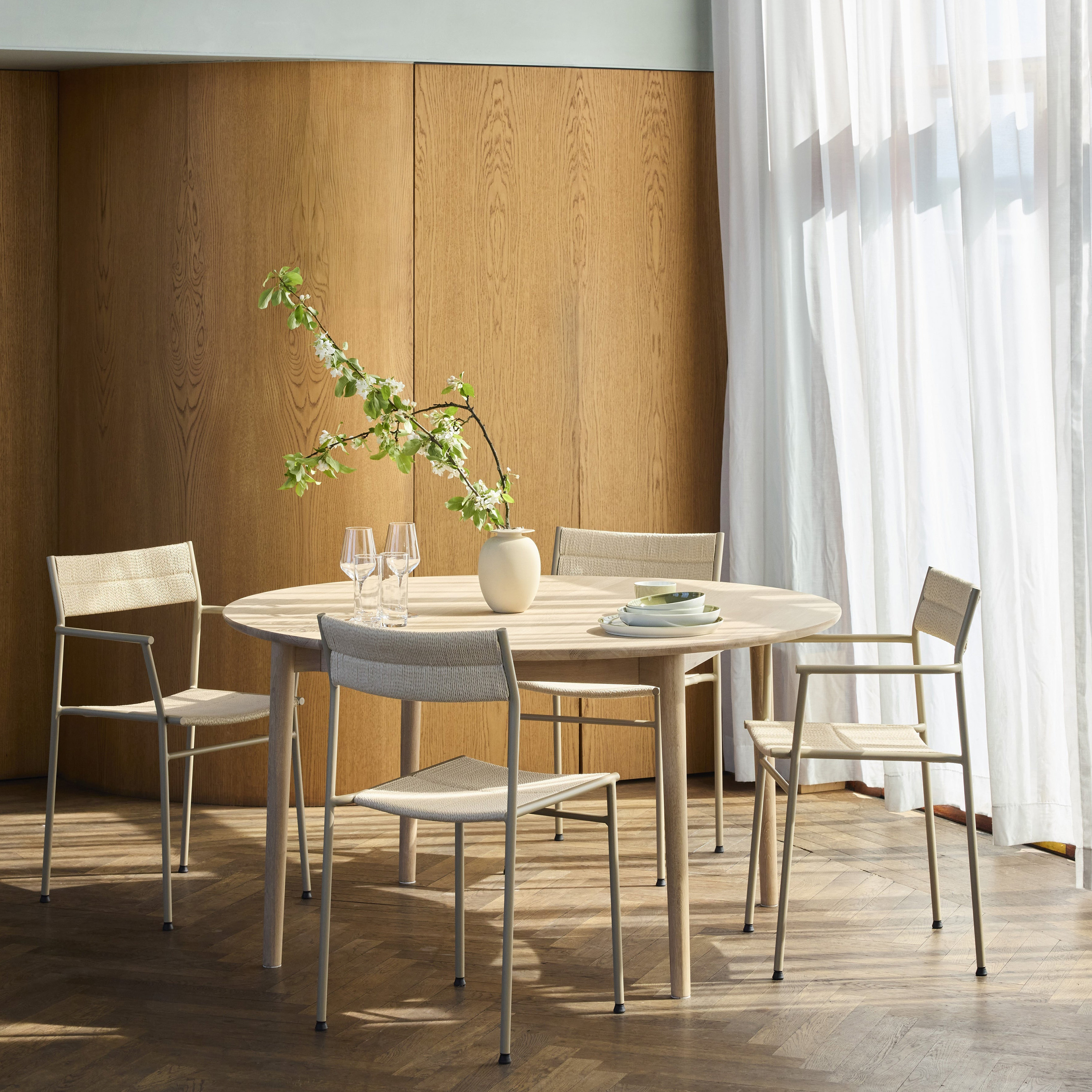 Northern Expand Pyöreä Ruokapöytä Vaaleaksi Öljytty Tammi Ø140