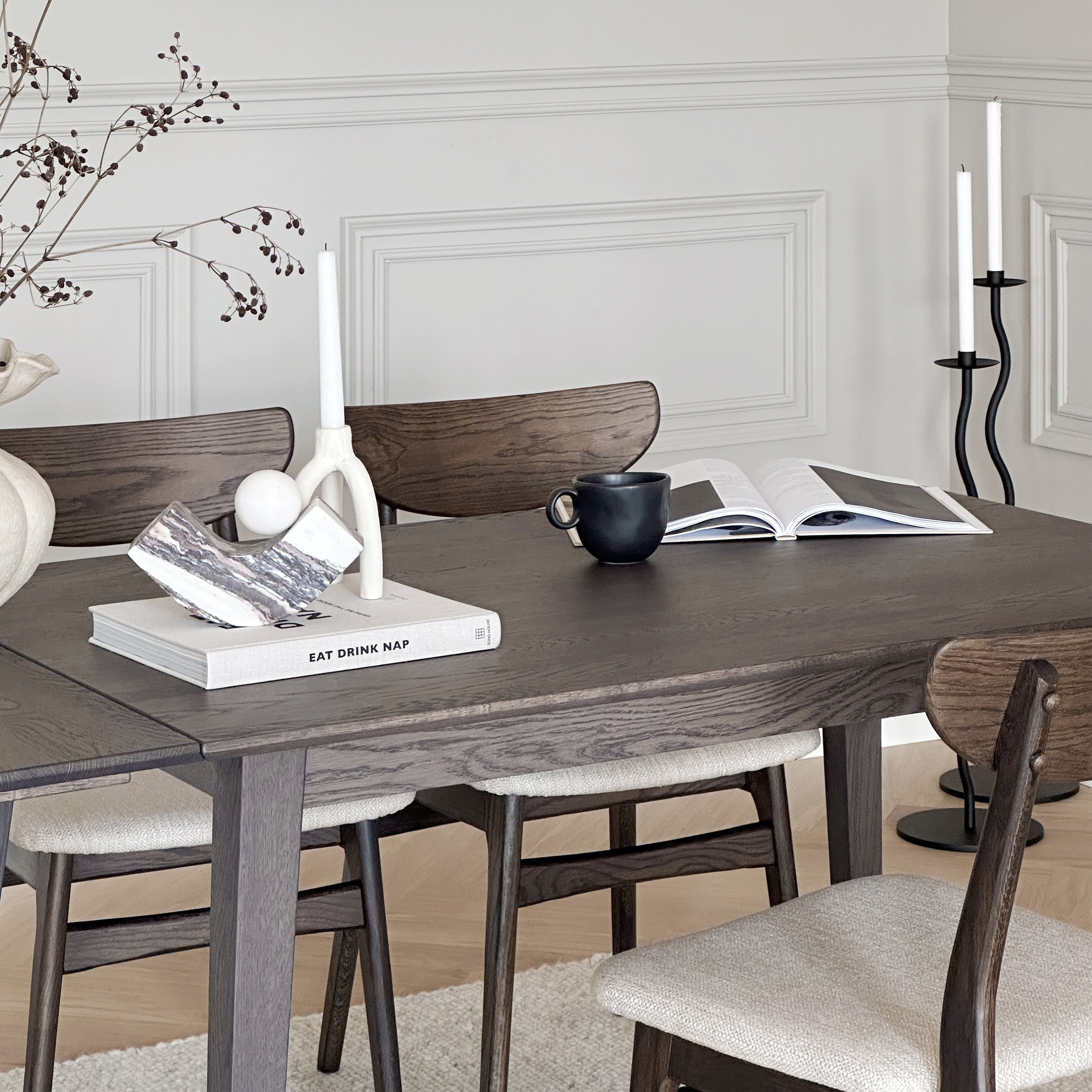 Rowico Home Filippa Klaffbord Mörkbrun Ek 120cm