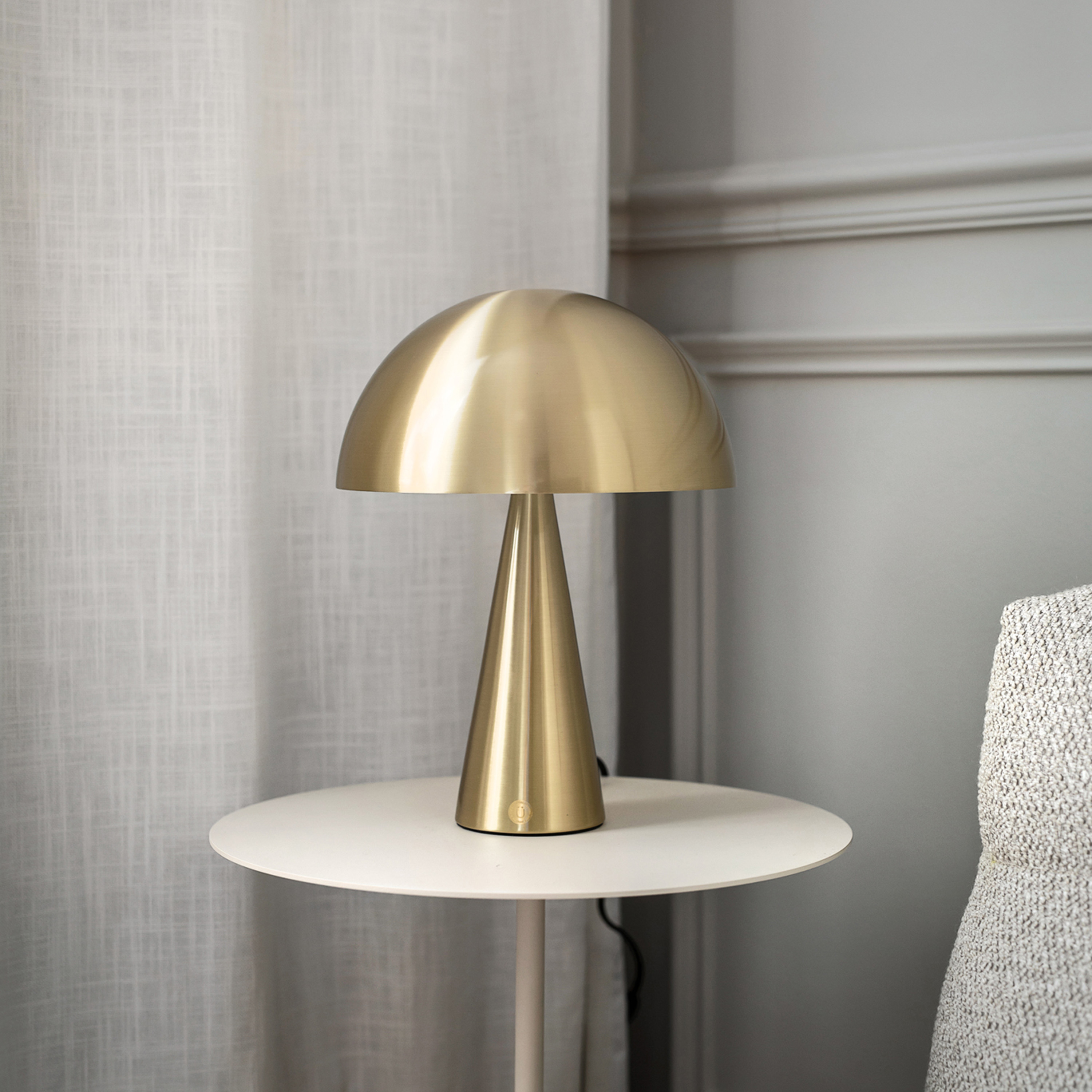 Hübsch Mush Bordslampa Mässing 33cm