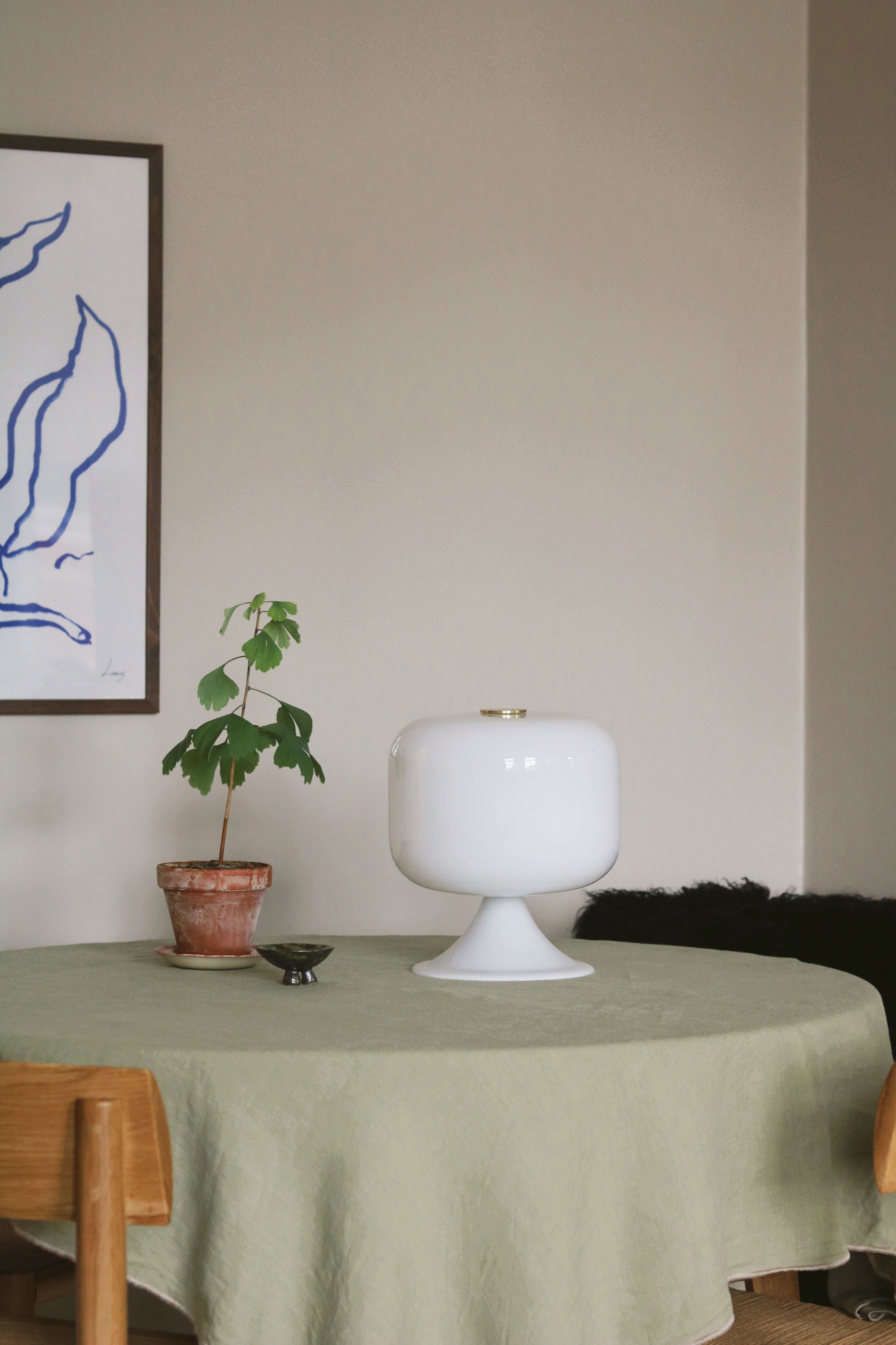 Globen Lighting Bullen Tischlampe Weiß 25cm