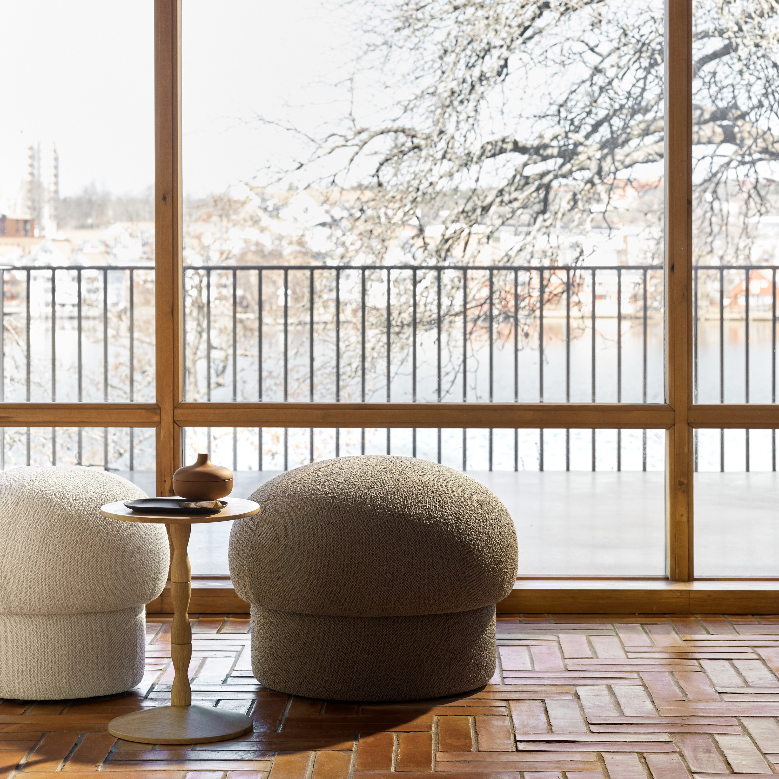 Design House Stockholm Uno Sittpuff Brown Ø65