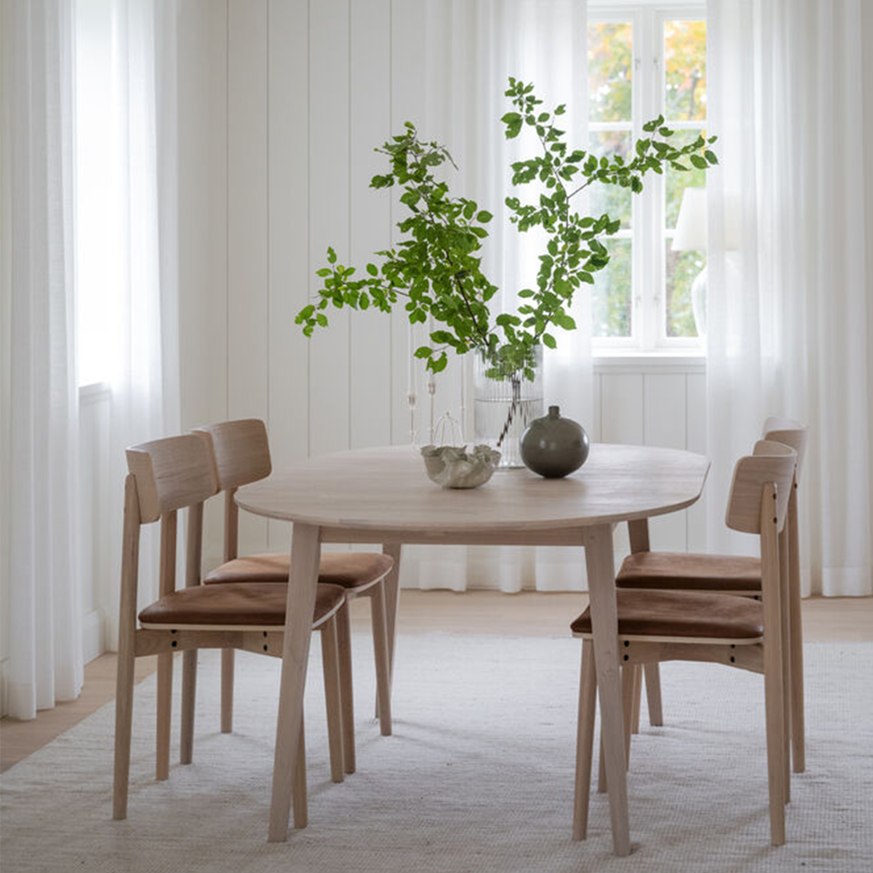 Rowico Home Wolcott Matstol Vitpigmenterad/Läder