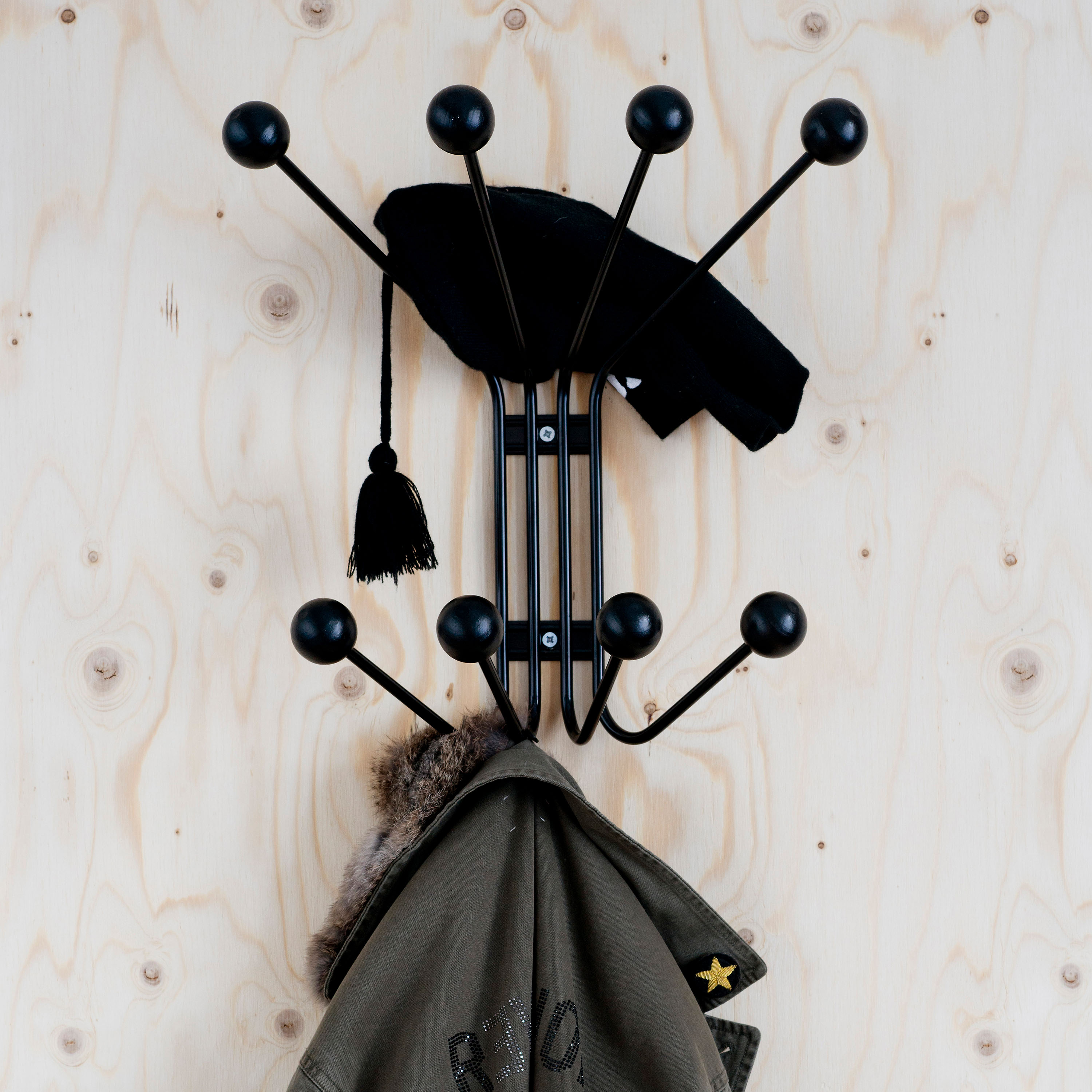 Maze Bill Coat Rack Black Small