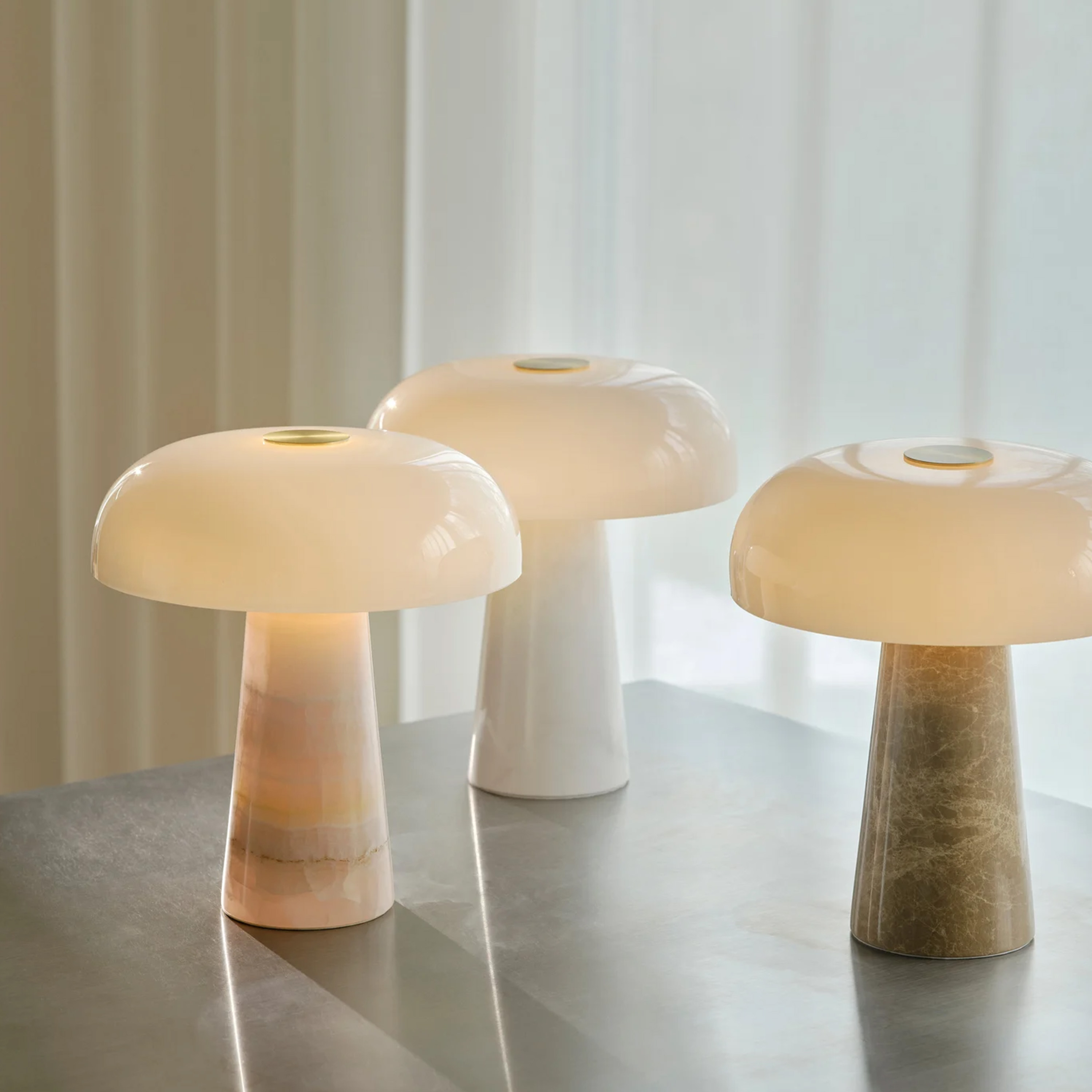 Design For The People Glossy Mini Tischlampe Weiß 24cm