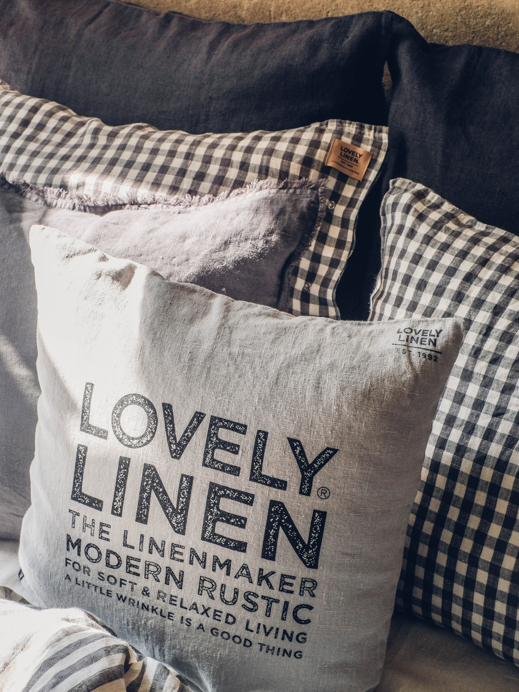 Lovely Linen Misty Örngott Linne Square Dark Grey 50x60