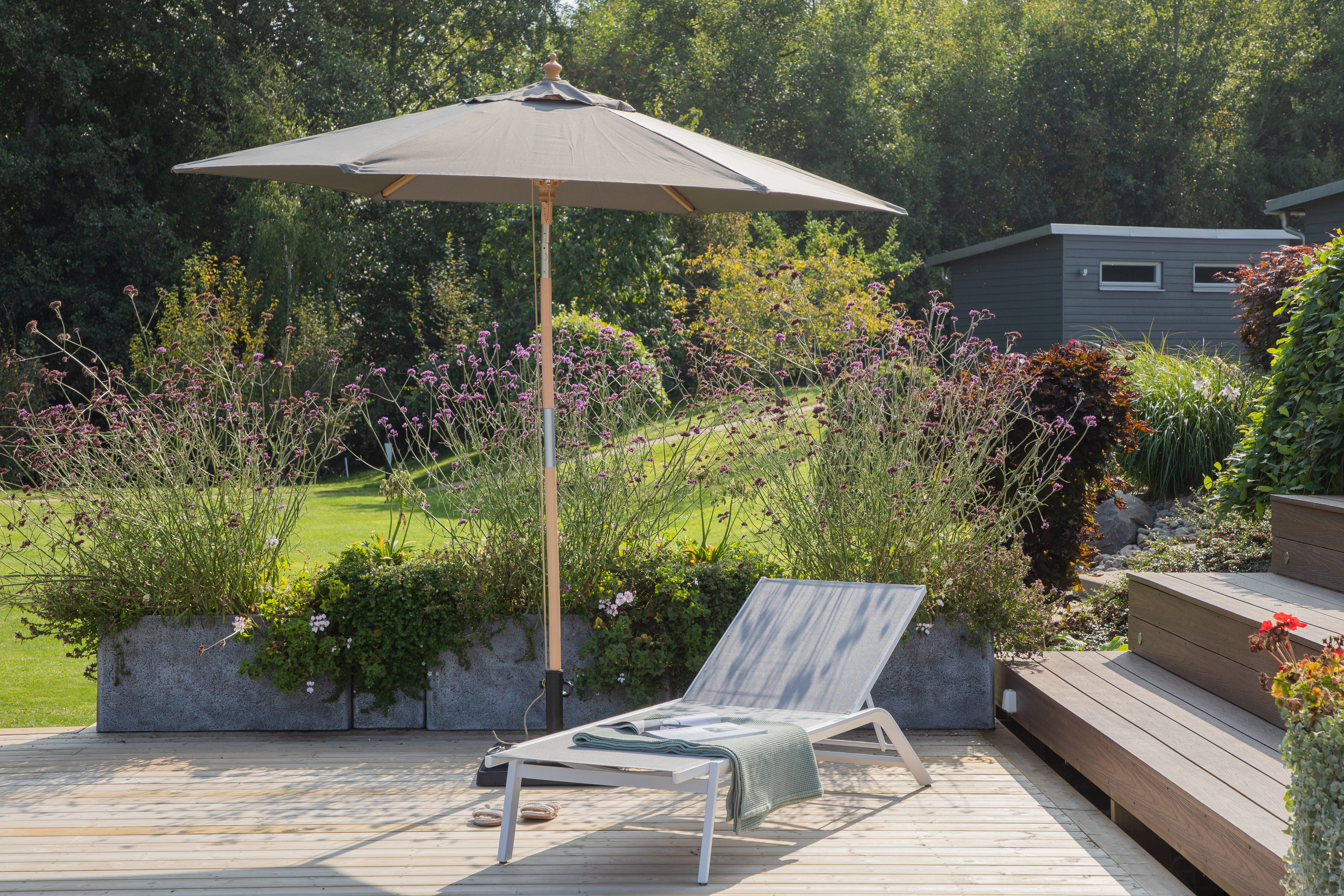 Venture Home Corypho Parasoll Grå