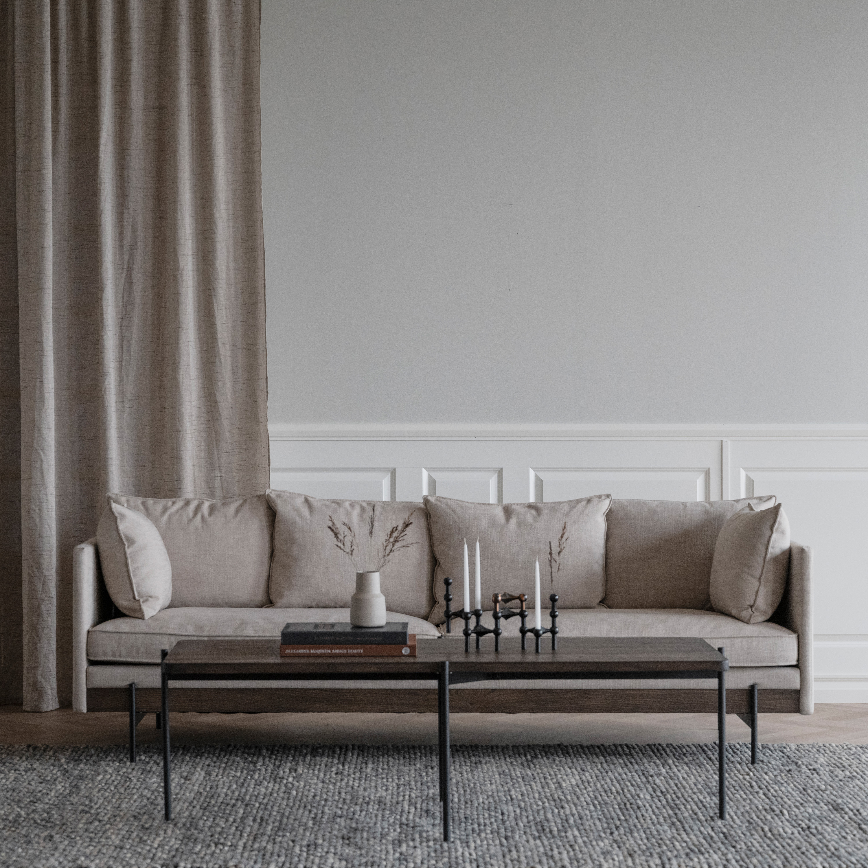 Rowico Home Shelton Soffbord Brun/Svart 145x60cm