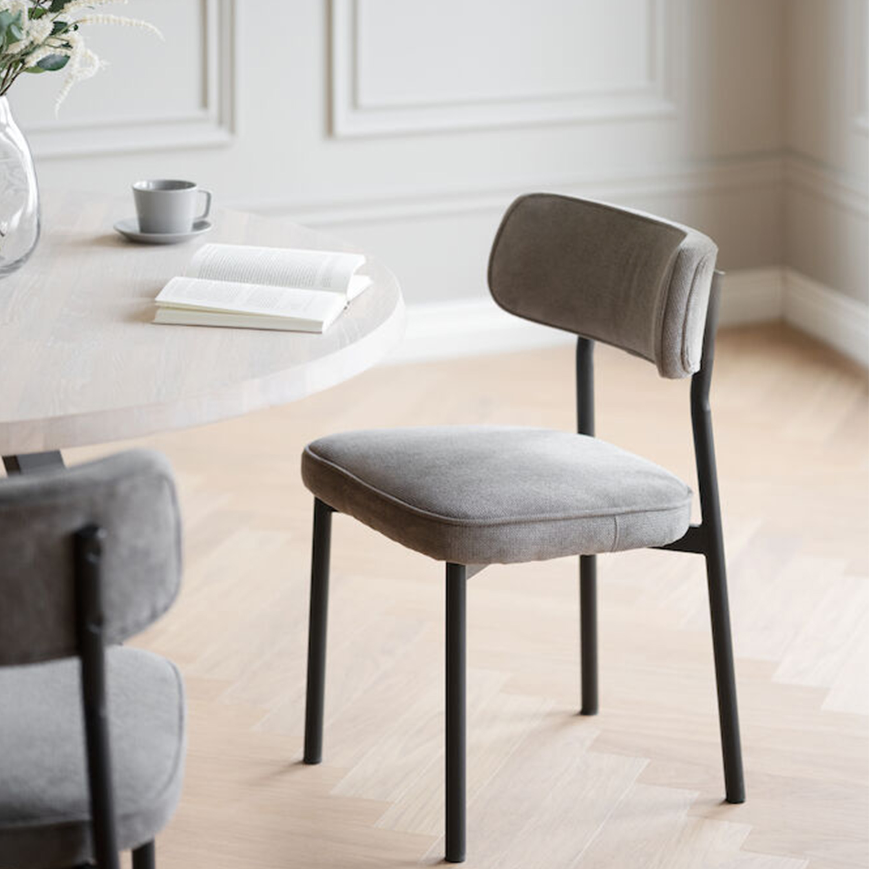 Rowico Home Paisley Matstol Brun/Svart