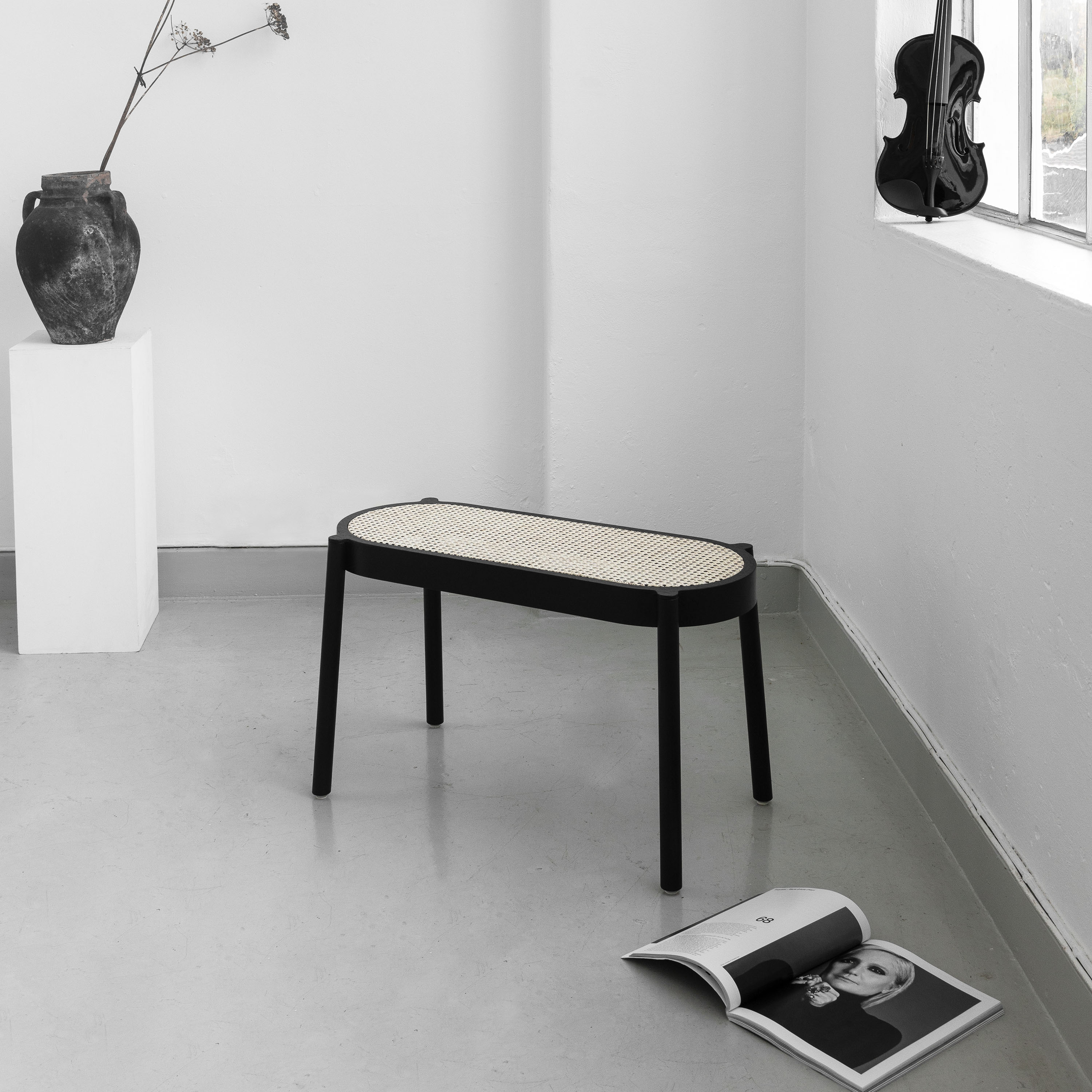 Northern Pal Bank Black Painted Oak/Light Mesh 80cm