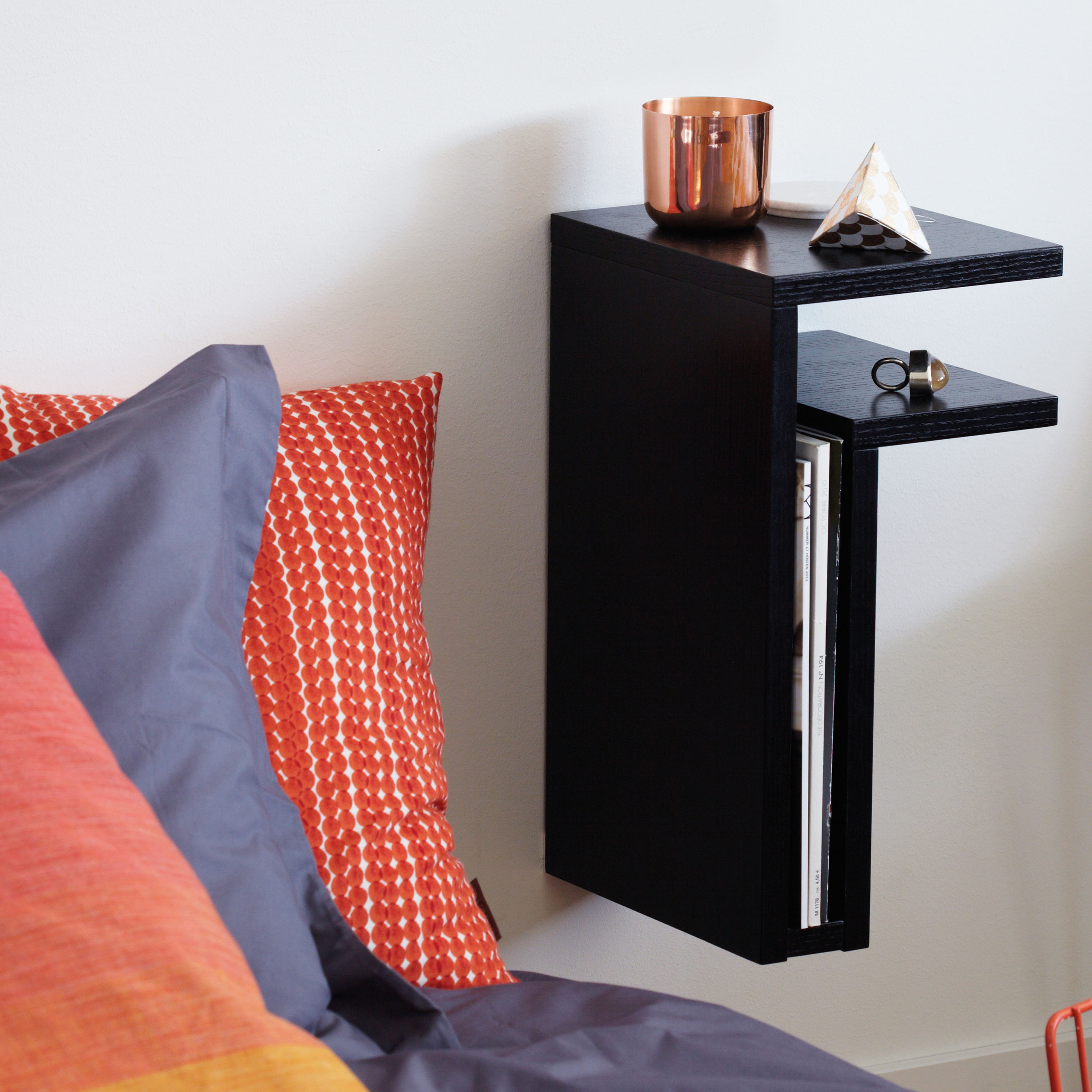 Maze F-Shelf Right Bedside Table Black Oak