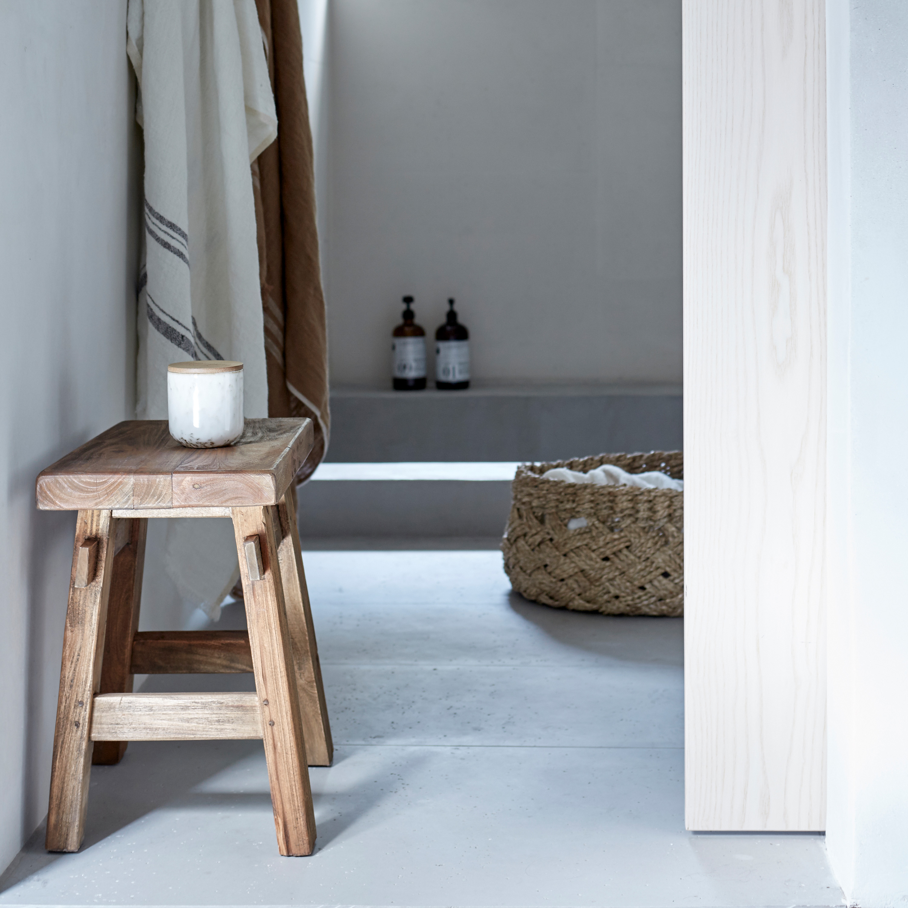 Wikholm Form Kaida Bänk Natural