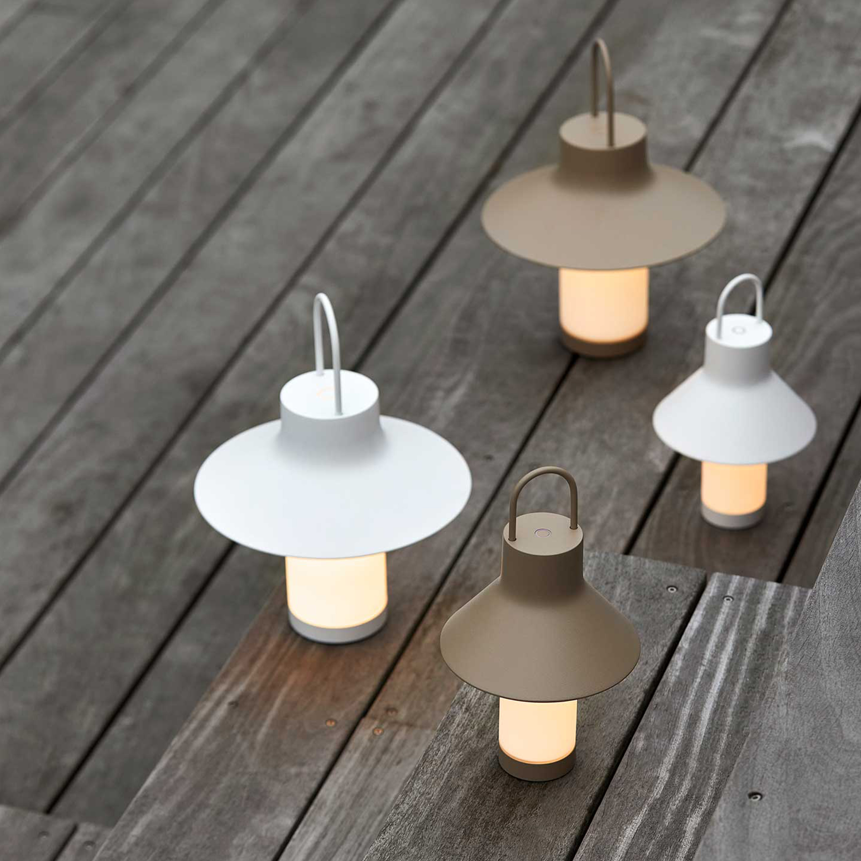 LOOM Design Shadow Portabel Bordslampa White Ø15