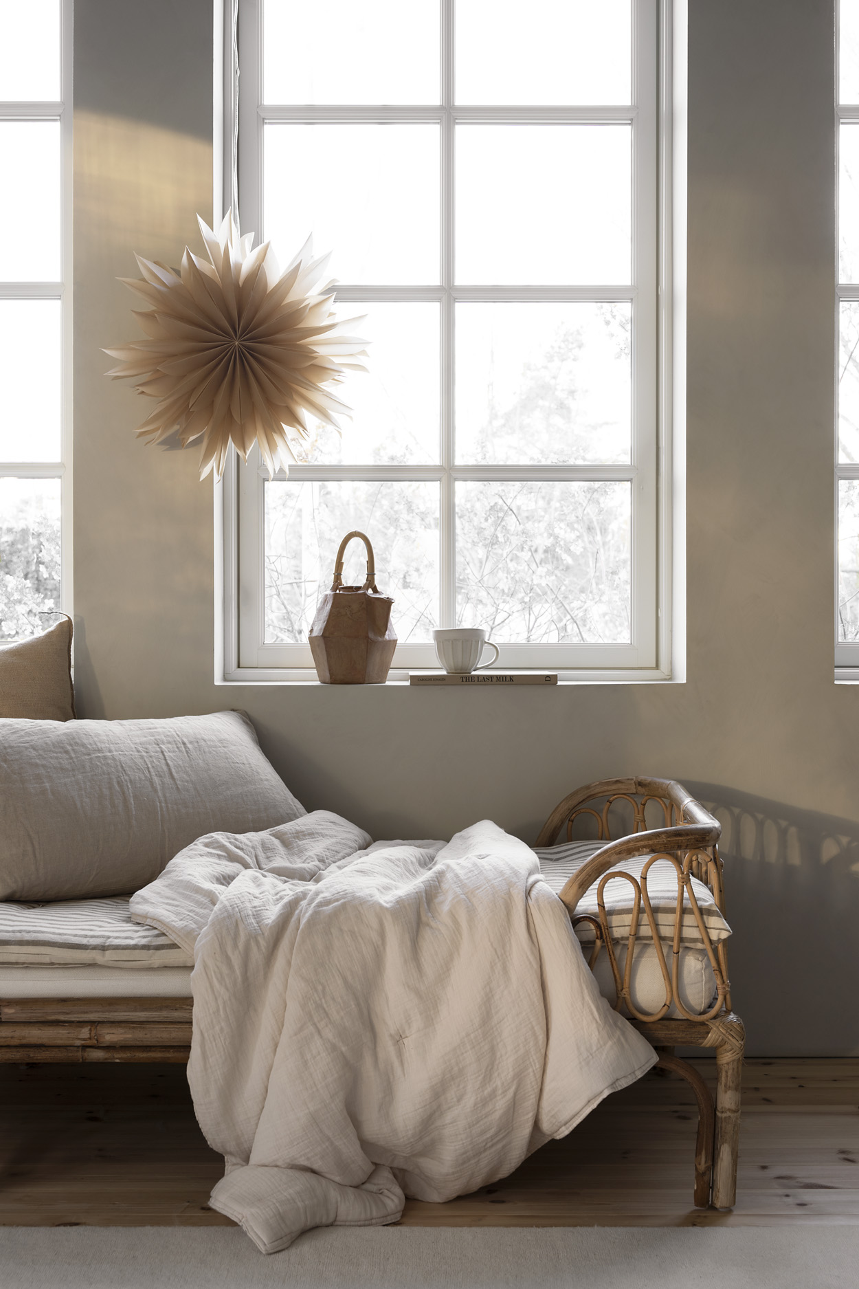 Watt &amp; Veke Athena Julstjärna Beige 50