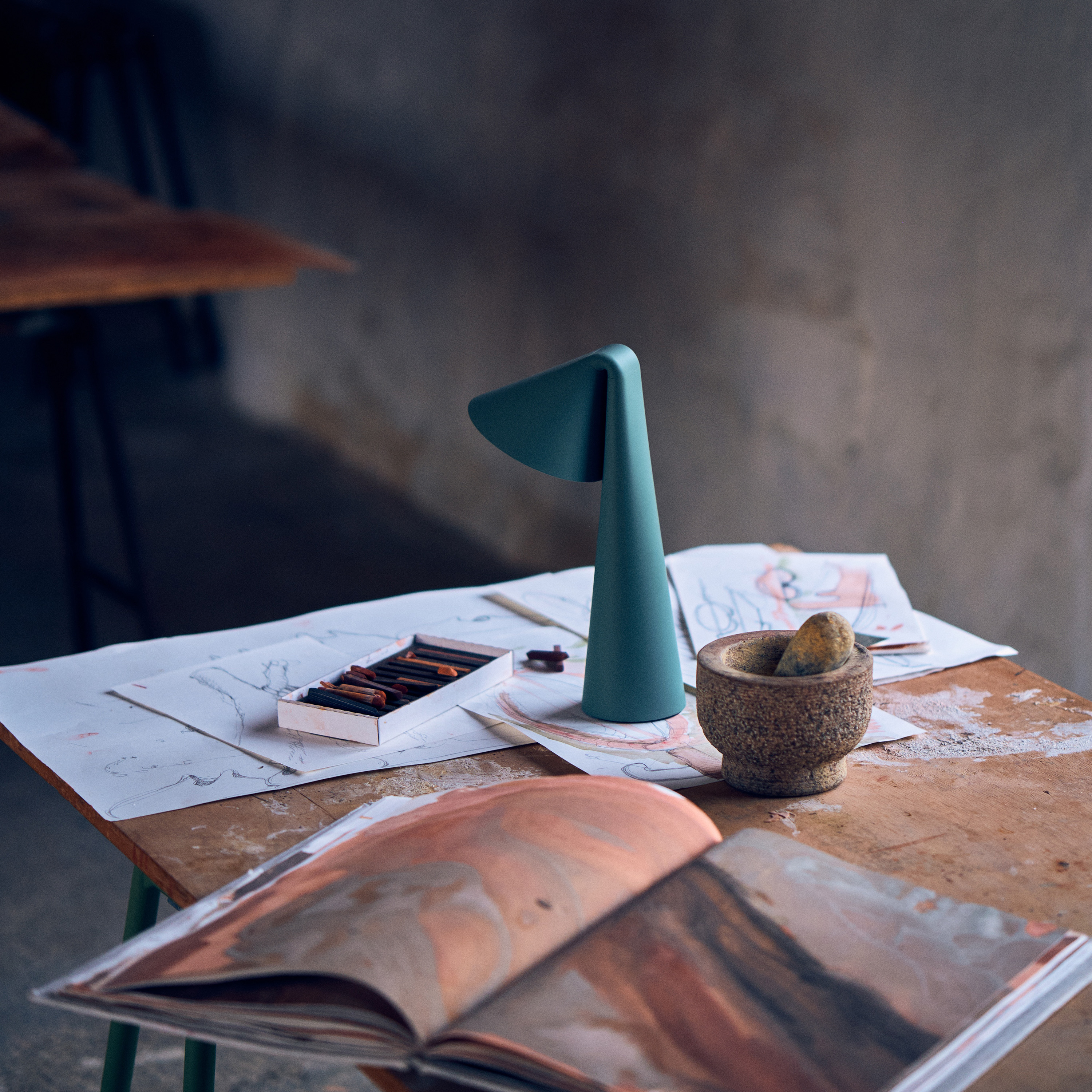 Frandsen Ami Por Tischlampe Sage Green 31cm