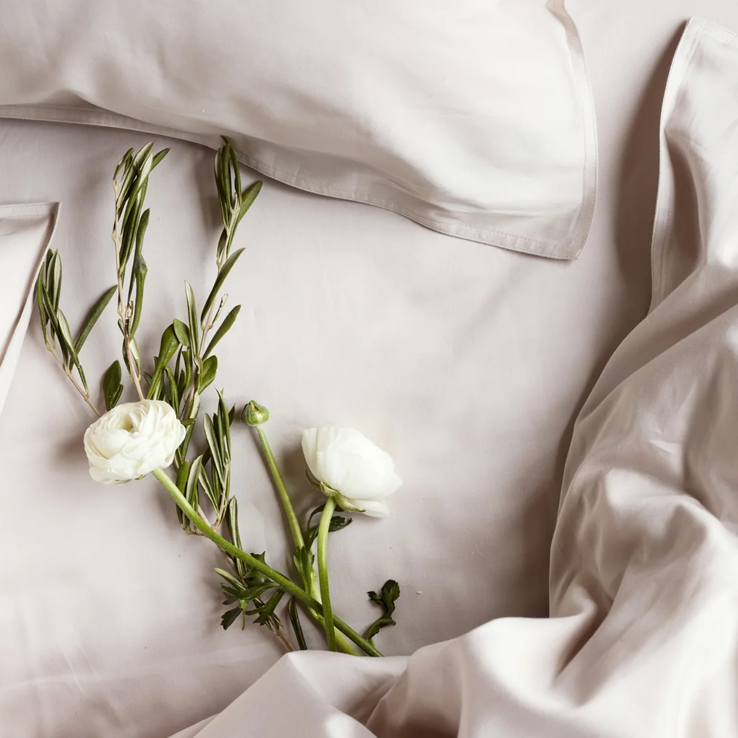 Read the Label Satin Påslakan Sand Dubbel