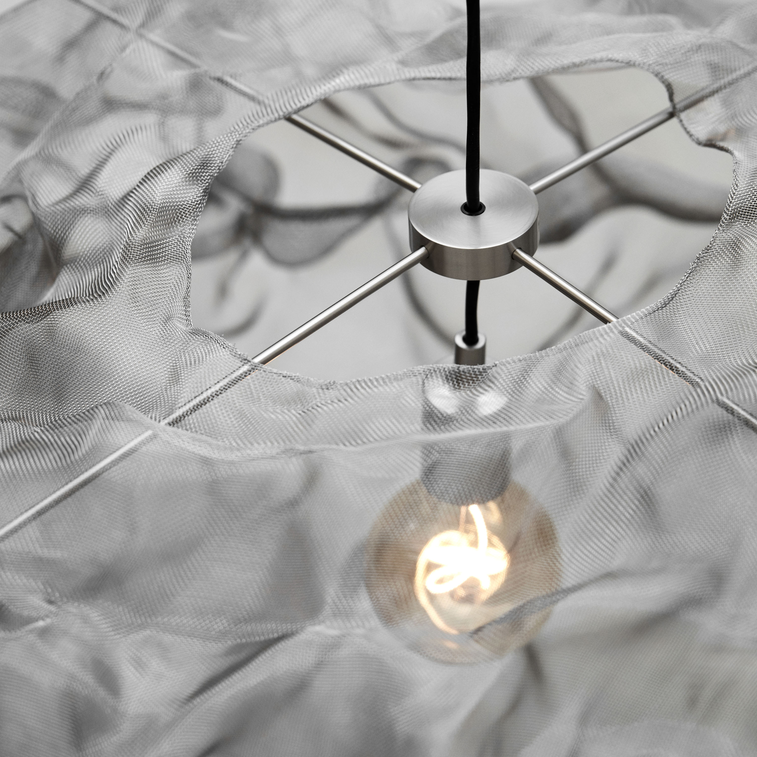 Northern Heat Riippuvalaisin Steel Small