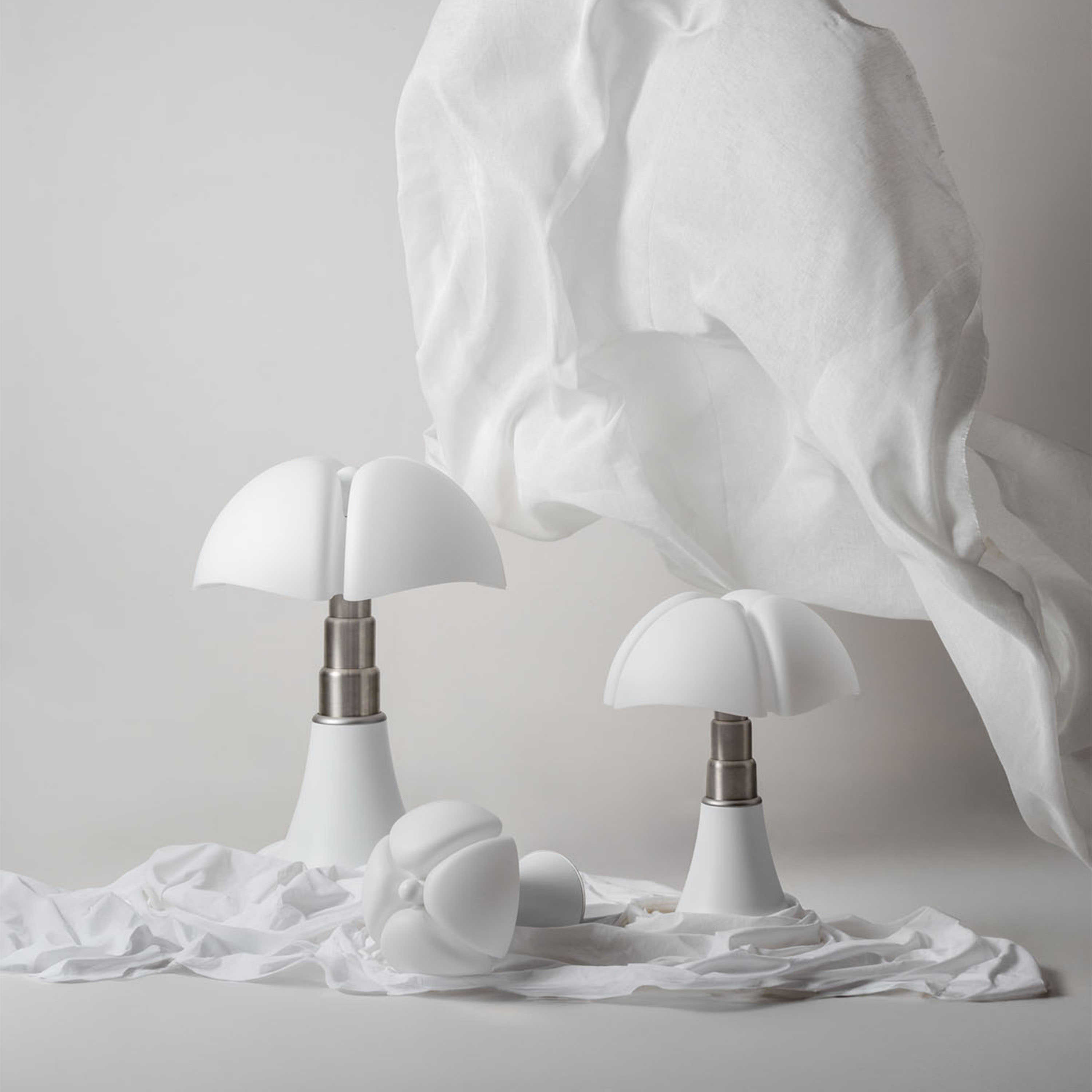 Martinelli Luce Pipistrello Bordlampe Dimbar LED Matt Hvit