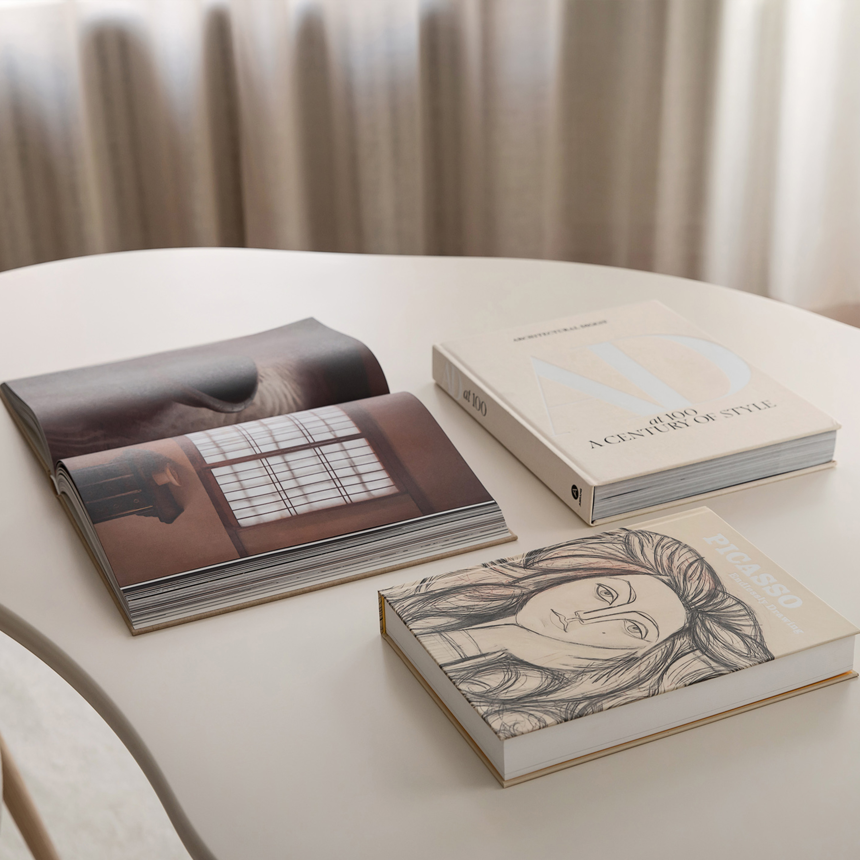 New Mags Picasso - Endlessly Drawing Bok