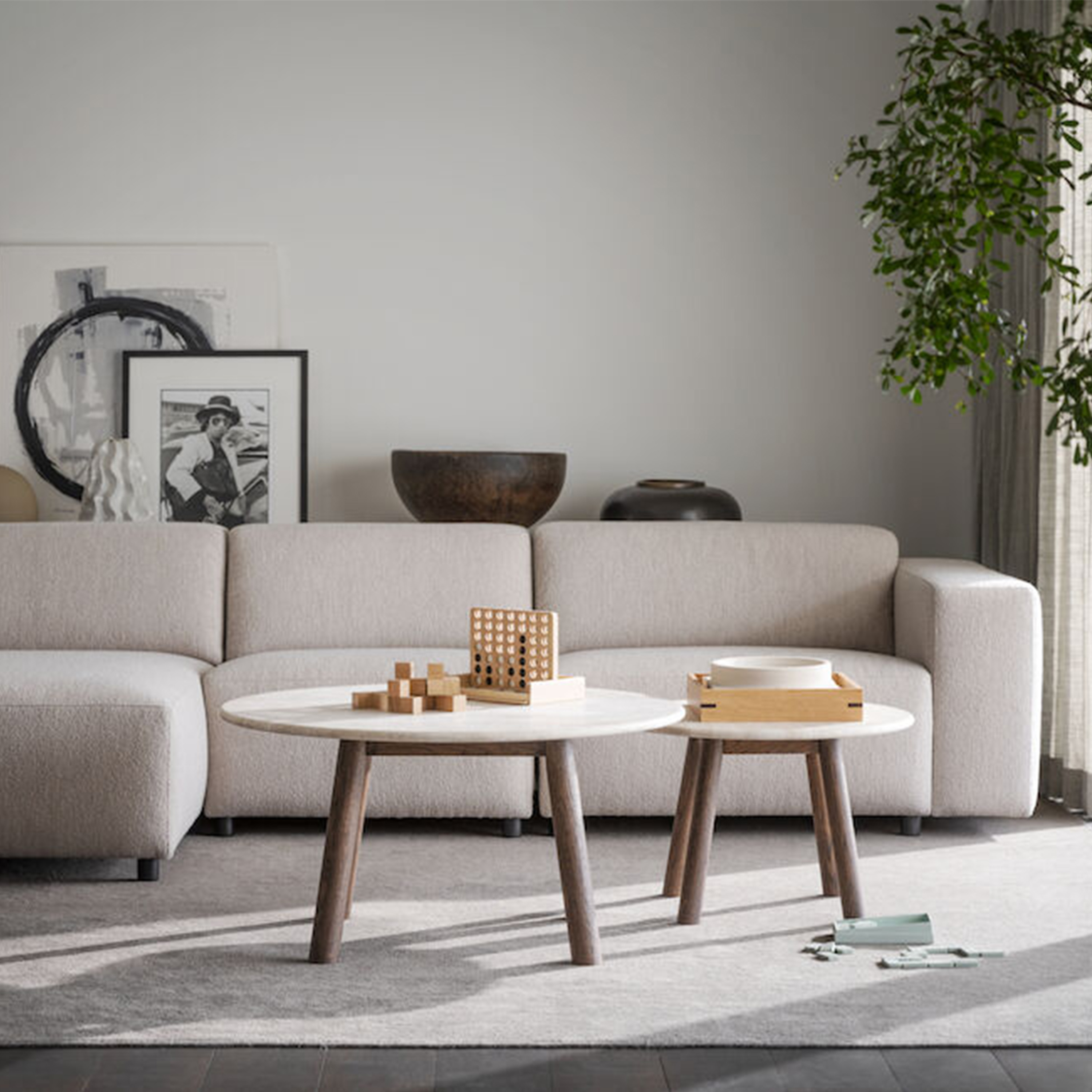 Rowico Home Taransay Soffbord Beige Travertin/Brun Ek Ø90