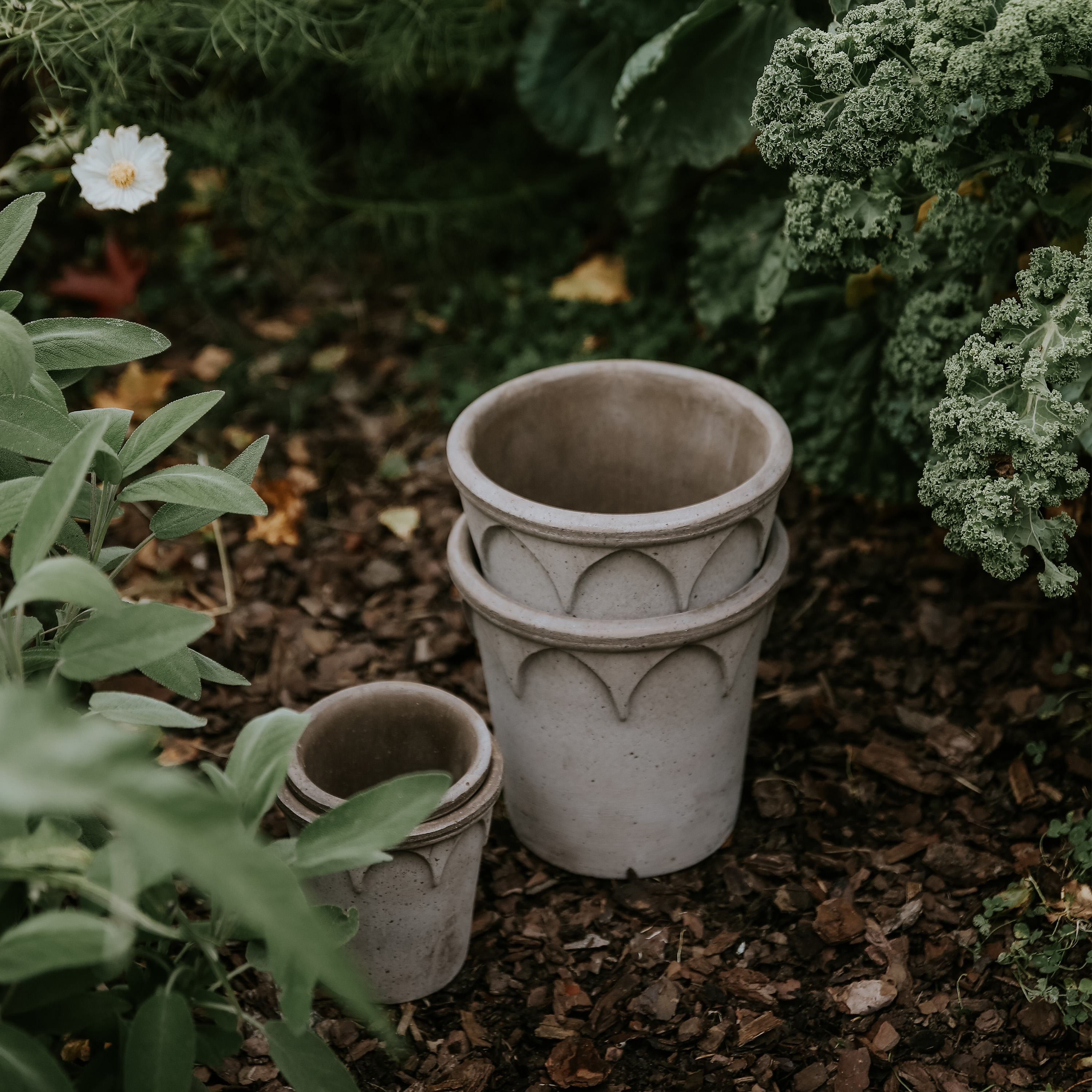 Bergs Potter Elizabeth Topf mit Untersetzer Raw Grey Terrakotta Ø21