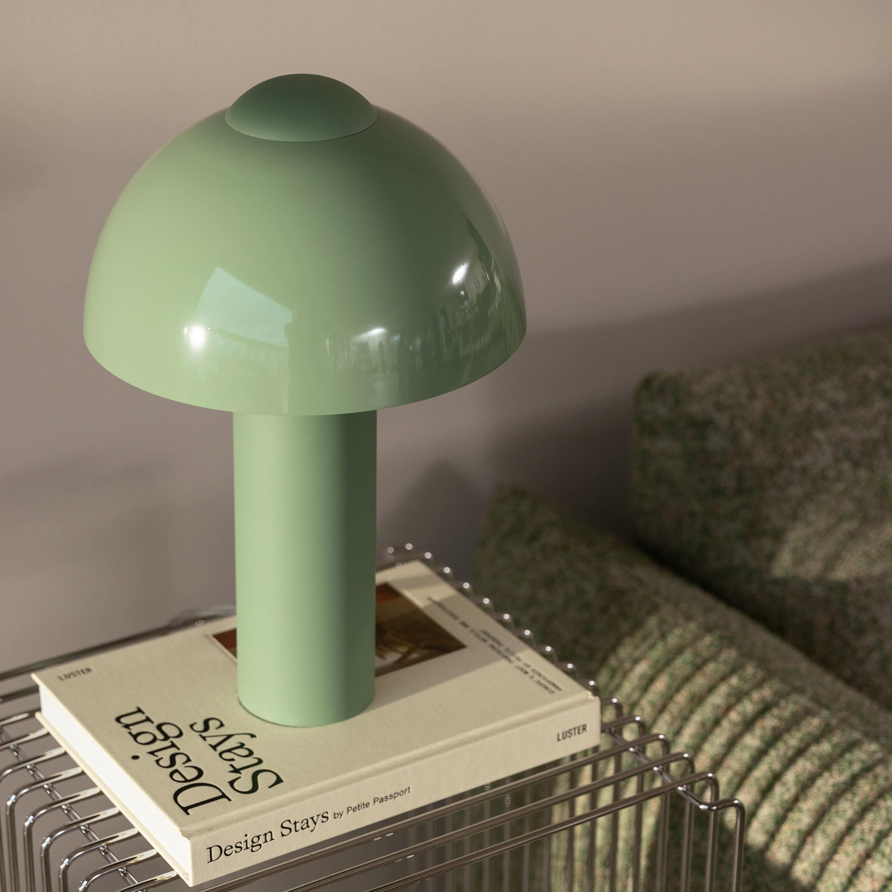 Globen Lighting Buddy Bordslampa Grön 23