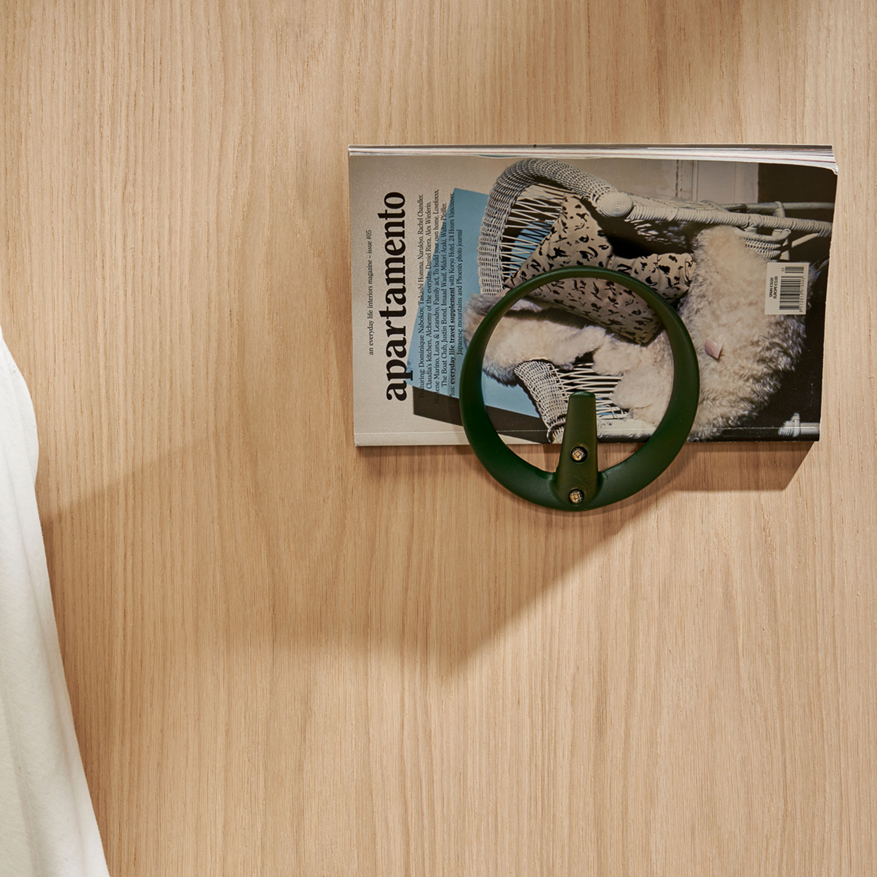 Essem Design Gloria Haken Tannengrün Ø12