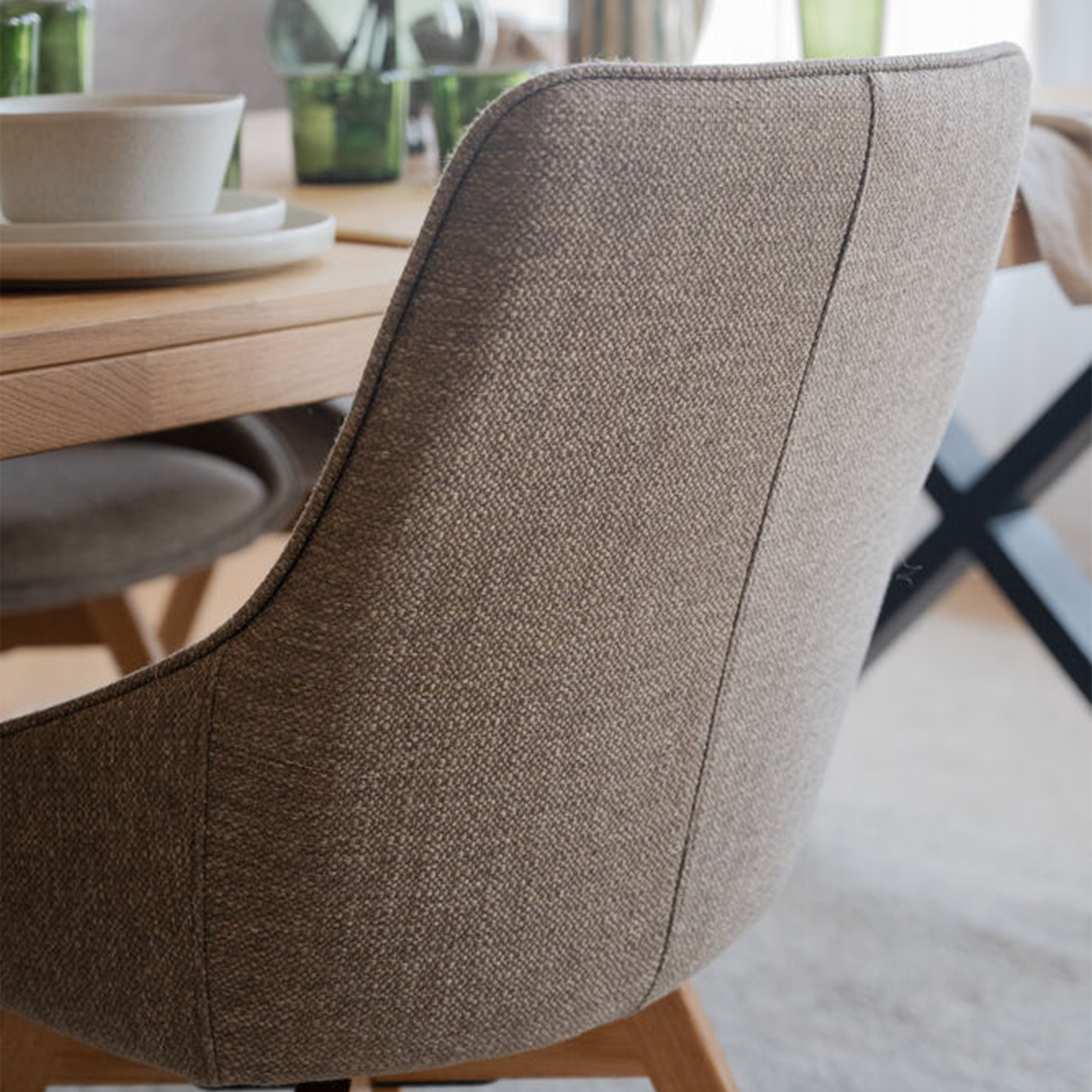 Rowico Home Alison Matstol Mörkbeige/Ek