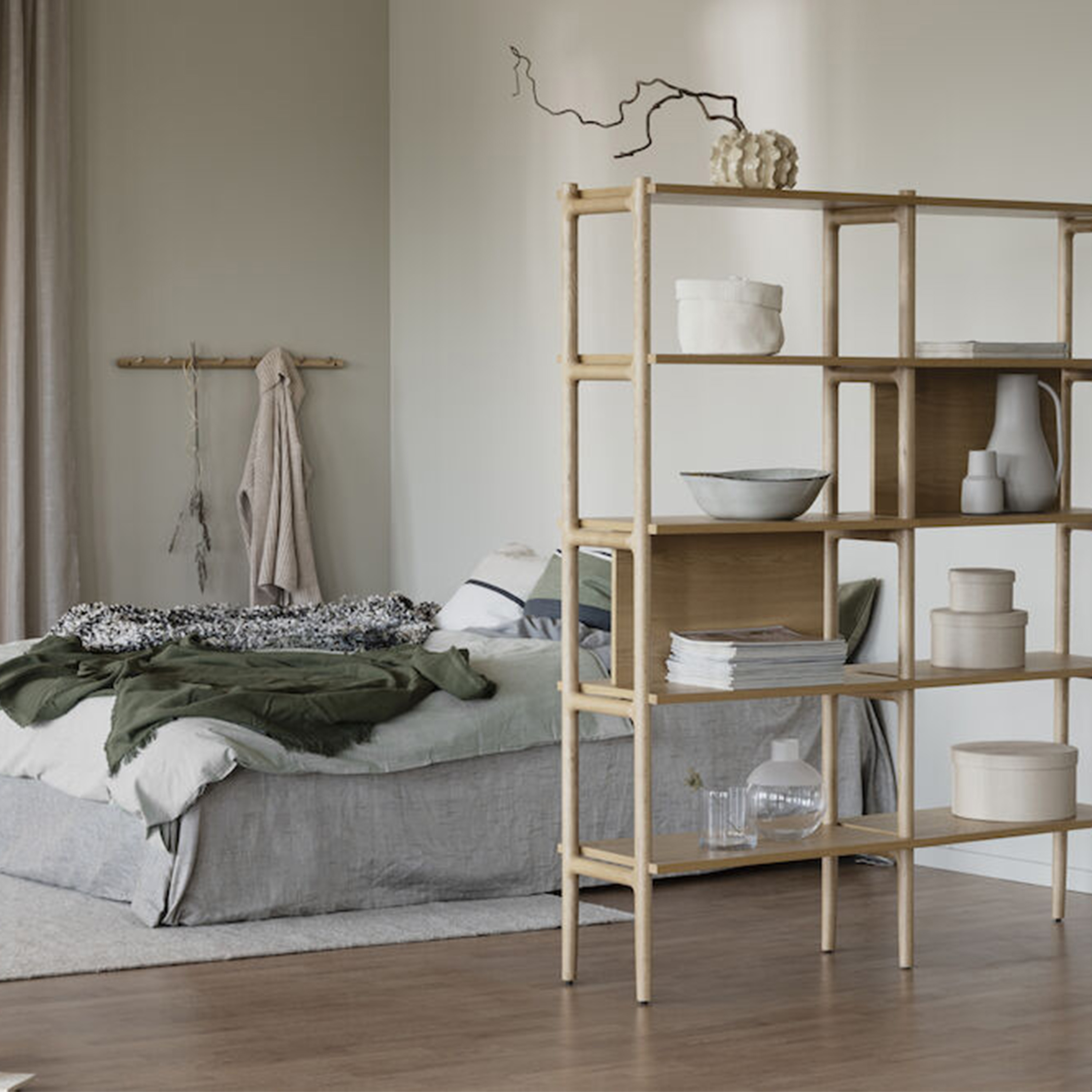 Rowico Home Holton Bokhylla Ek 166cm