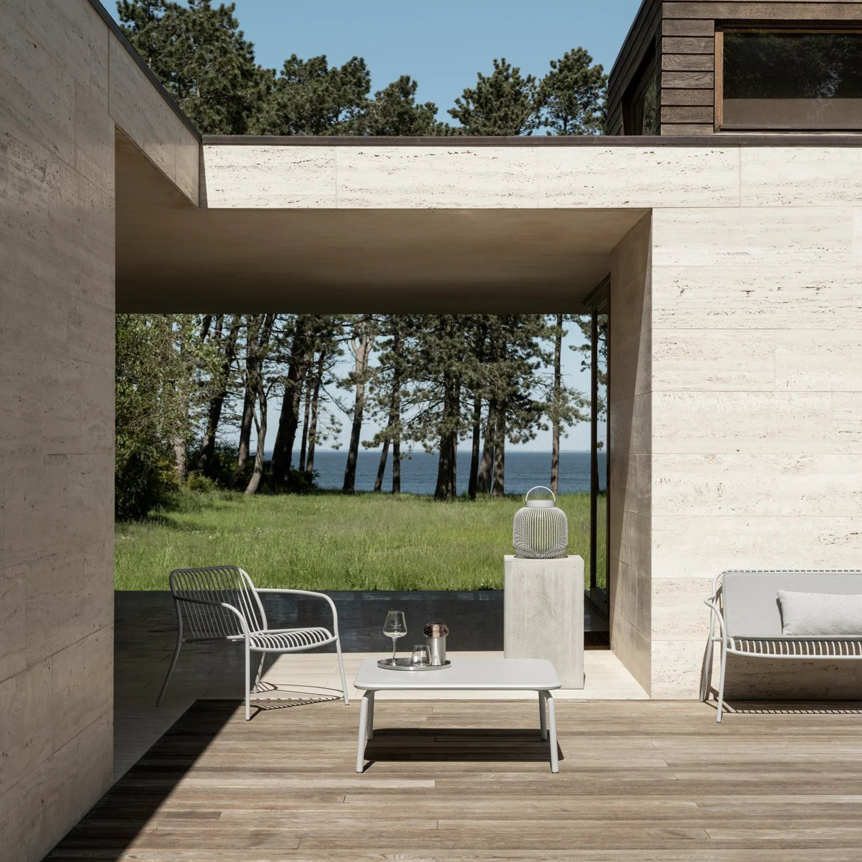 Blomus Yua Utendørs Sofabord Silk Gray 80x80