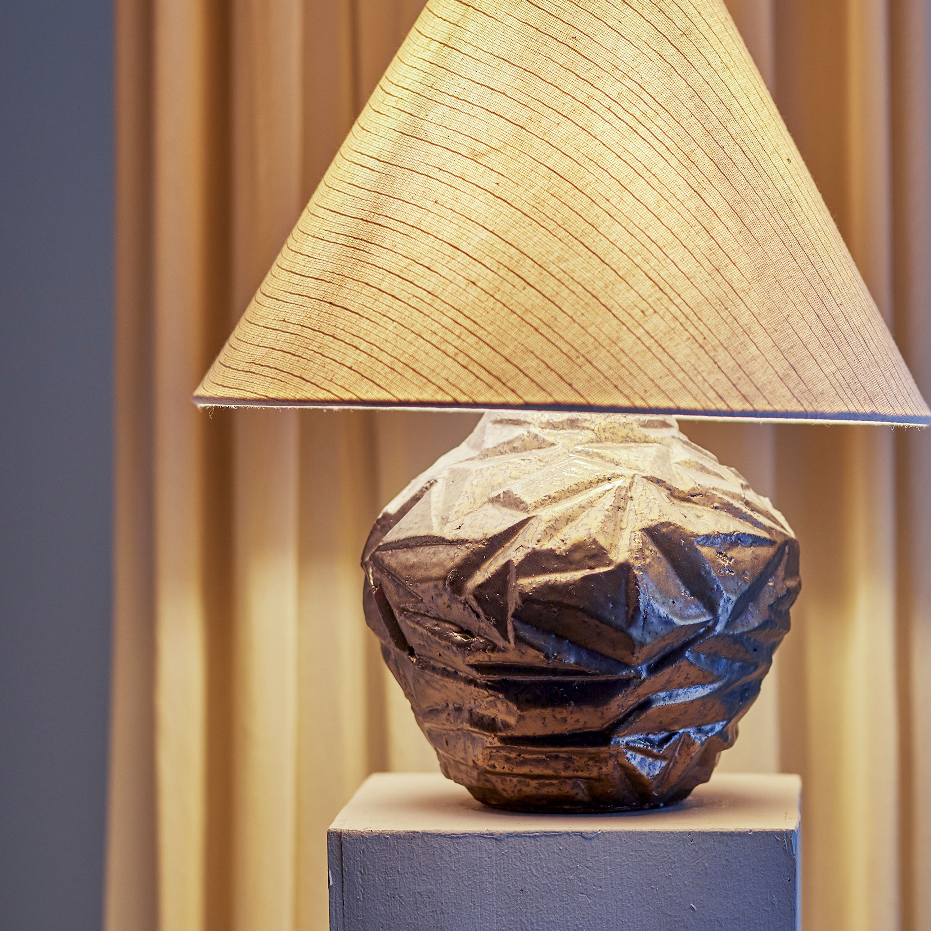 Bloomingville Carolla Pöytävalaisin Brown 49cm