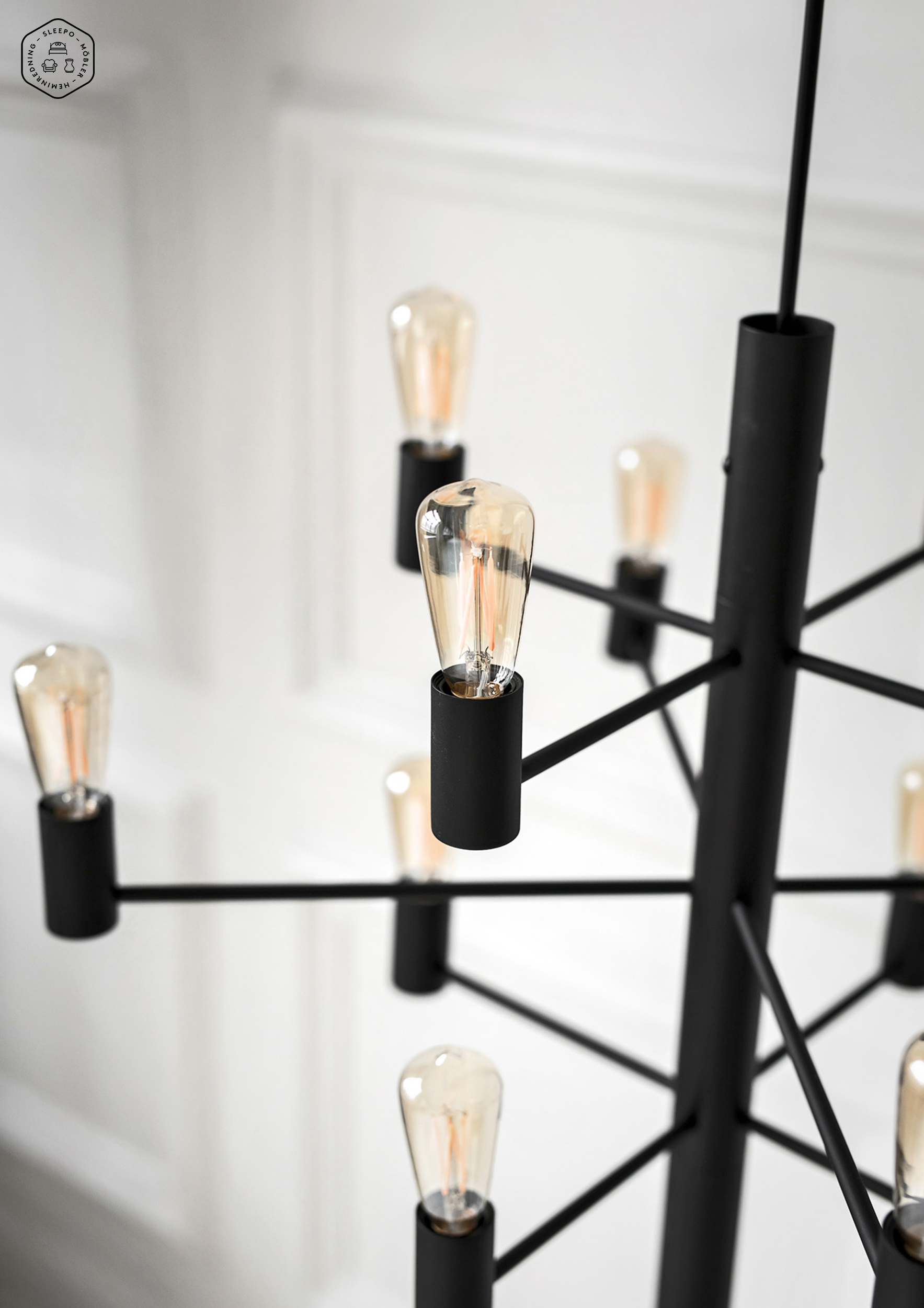 Herstal Manola 12 LED Kattovalaisin Musta