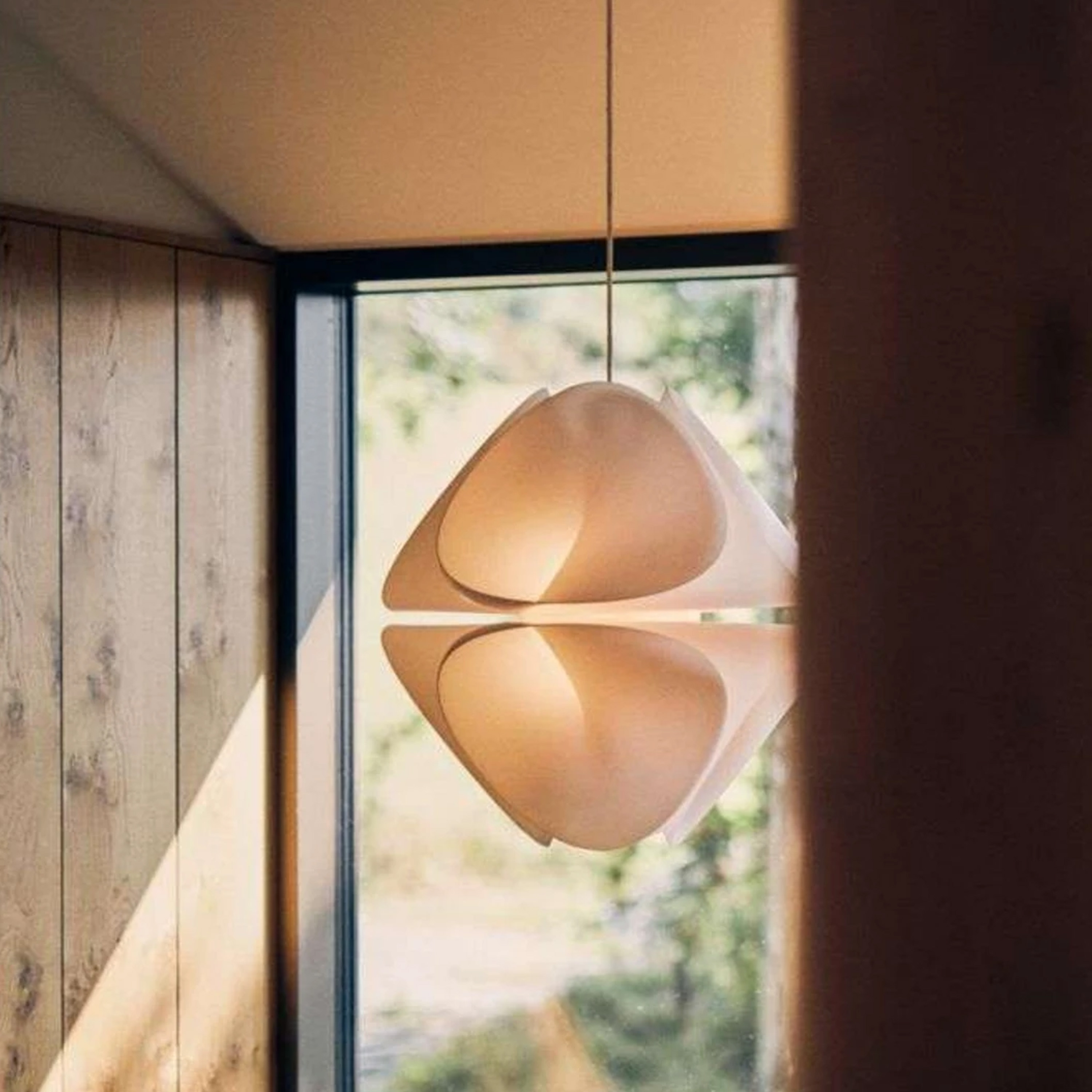 Frandsen Nova Deckenleuchte Opal White