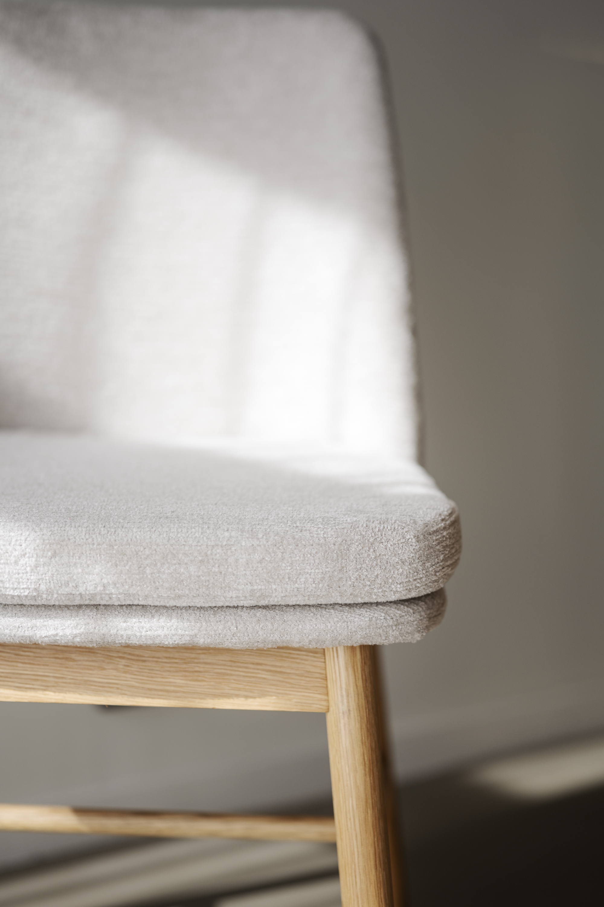 Rowico Home Amesbury Esszimmerstuhl Hellbeige/Eiche