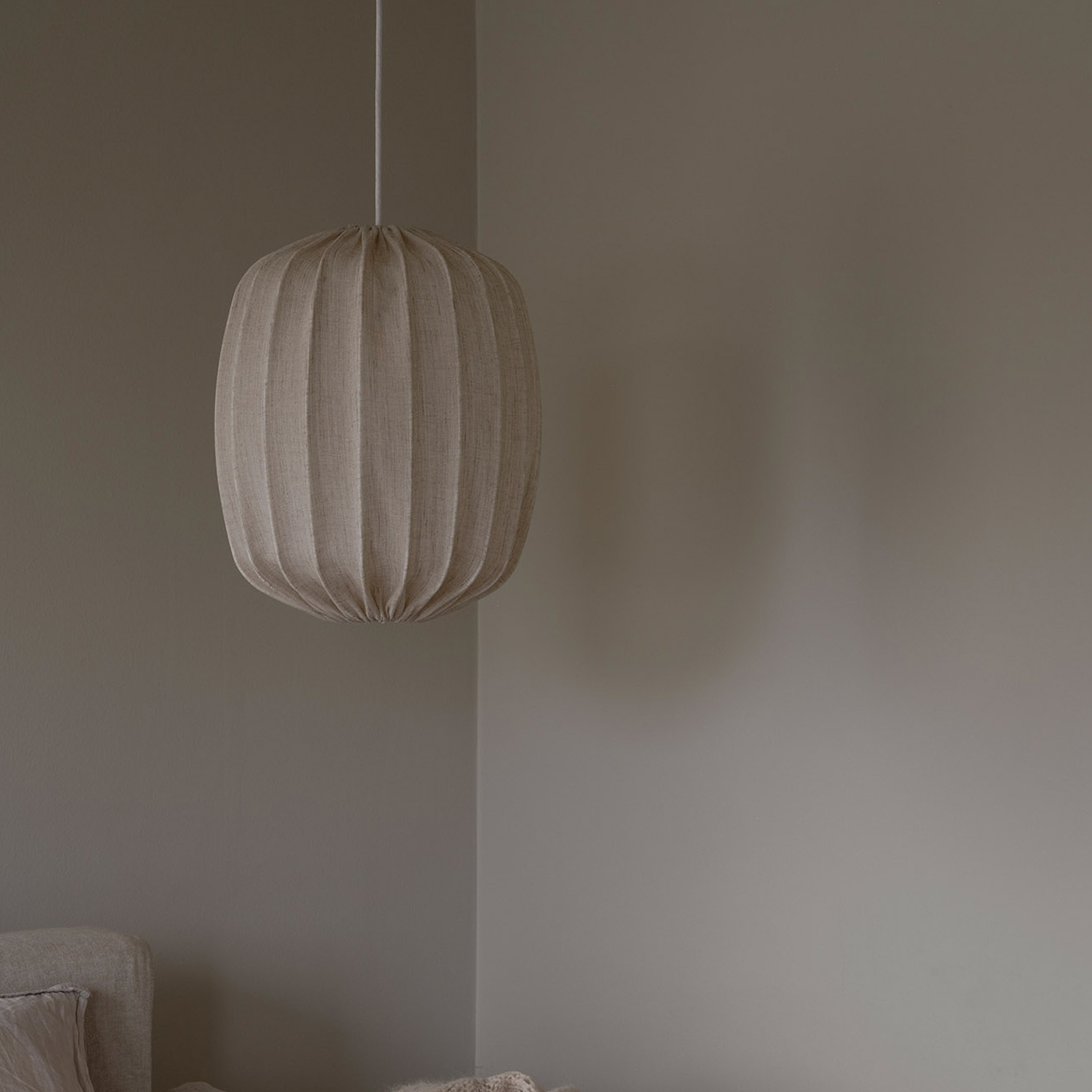 Watt &amp; Veke Prisma Deckenlampe Leinen Natur Ø35