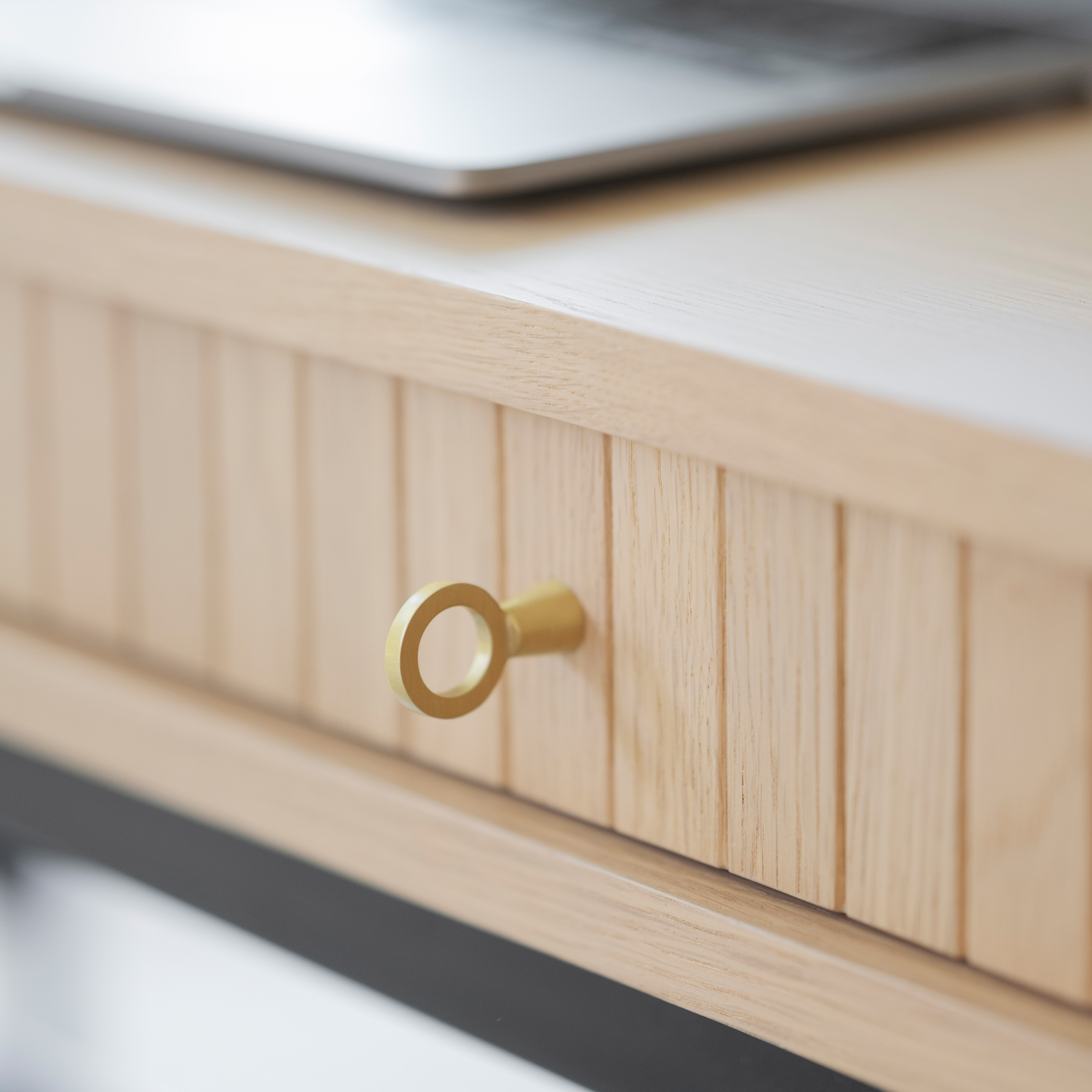 Rowico Home Haddington Konsolentisch Weiß pigmentiert/Schwarz 142cm