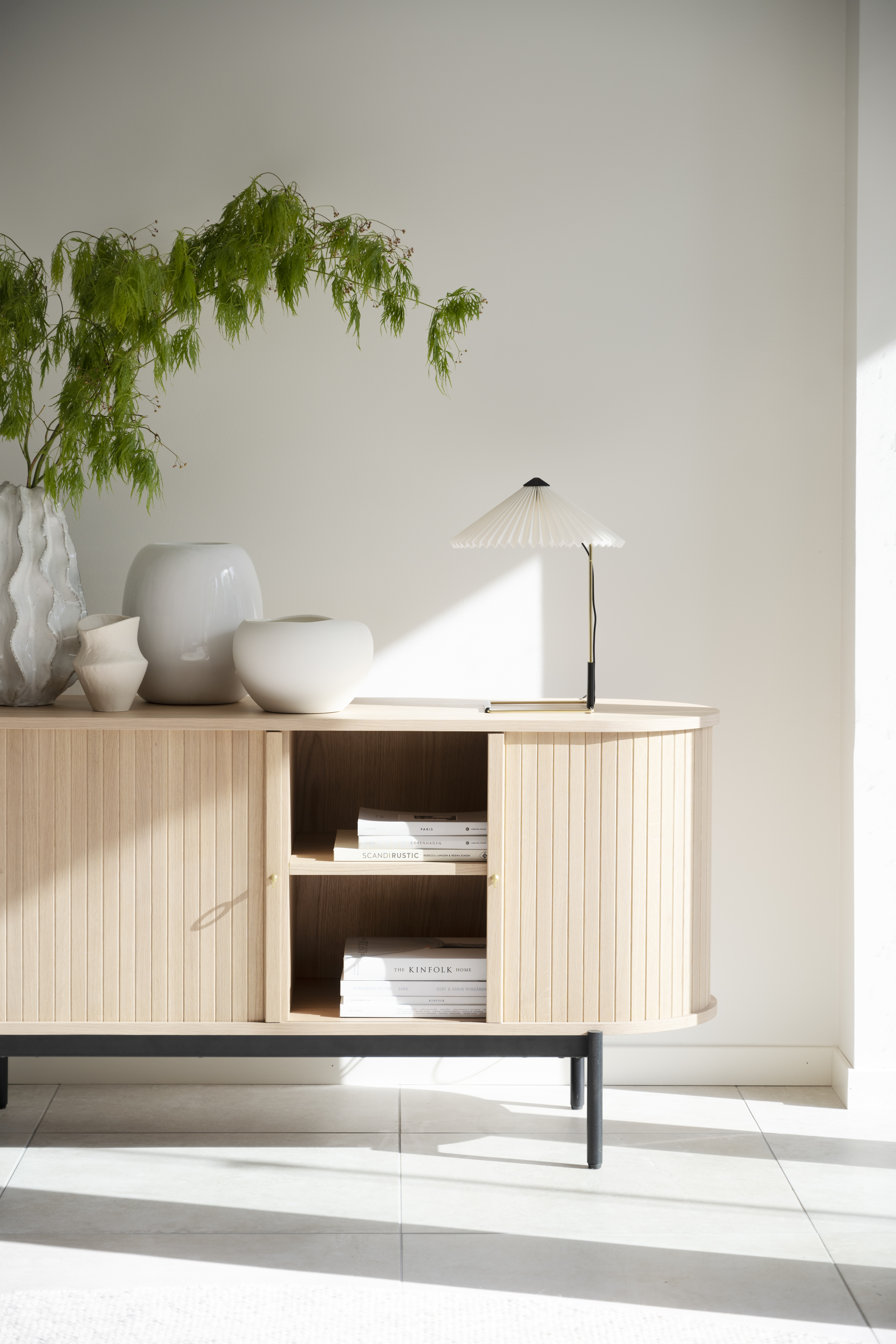 Rowico Home Haddington Sideboard Vitpigmenterad/Svart142cm