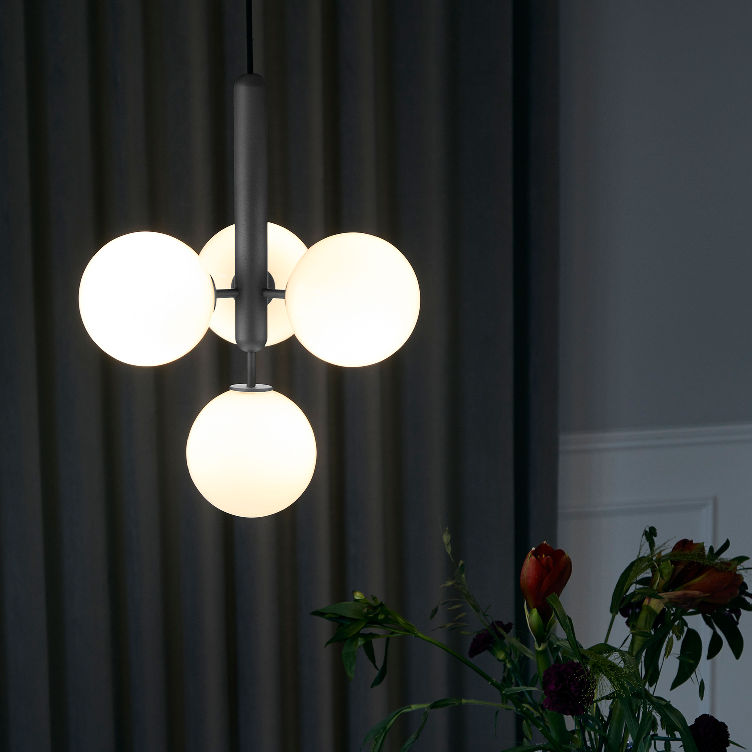 Nuura Miira 4 Taklampa Rock Grey/Opal Ø38