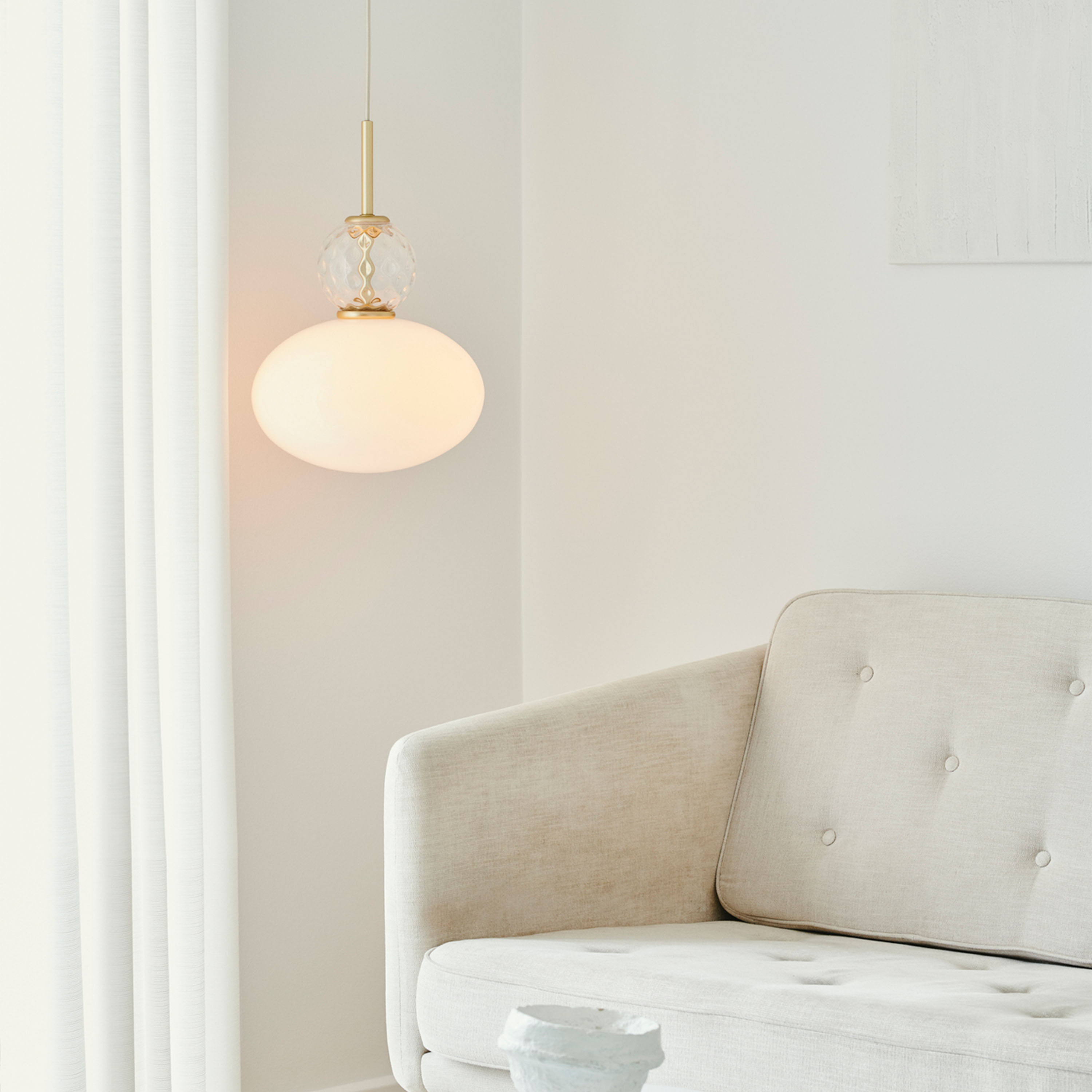 Nuura Rizzatto 32 Taklampa Satin Brass/Opal